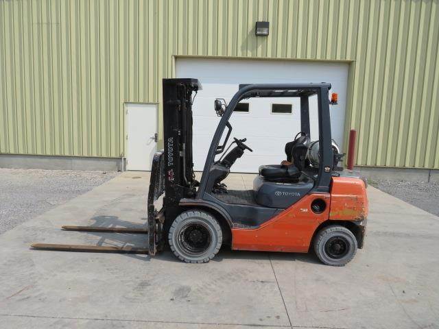 2017 Toyota 8FGU25 Cushion Tire Forklift