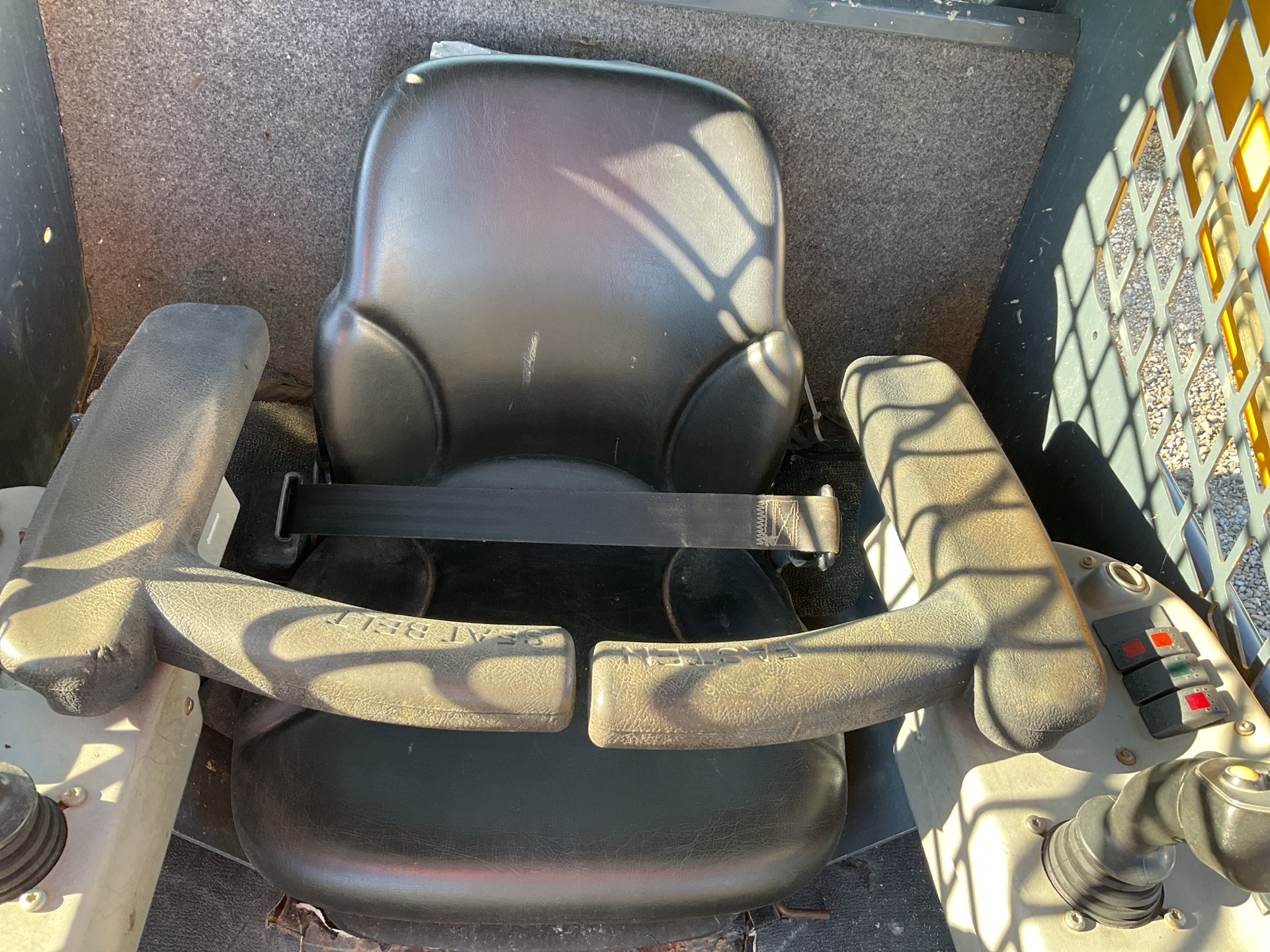 Photo - 16