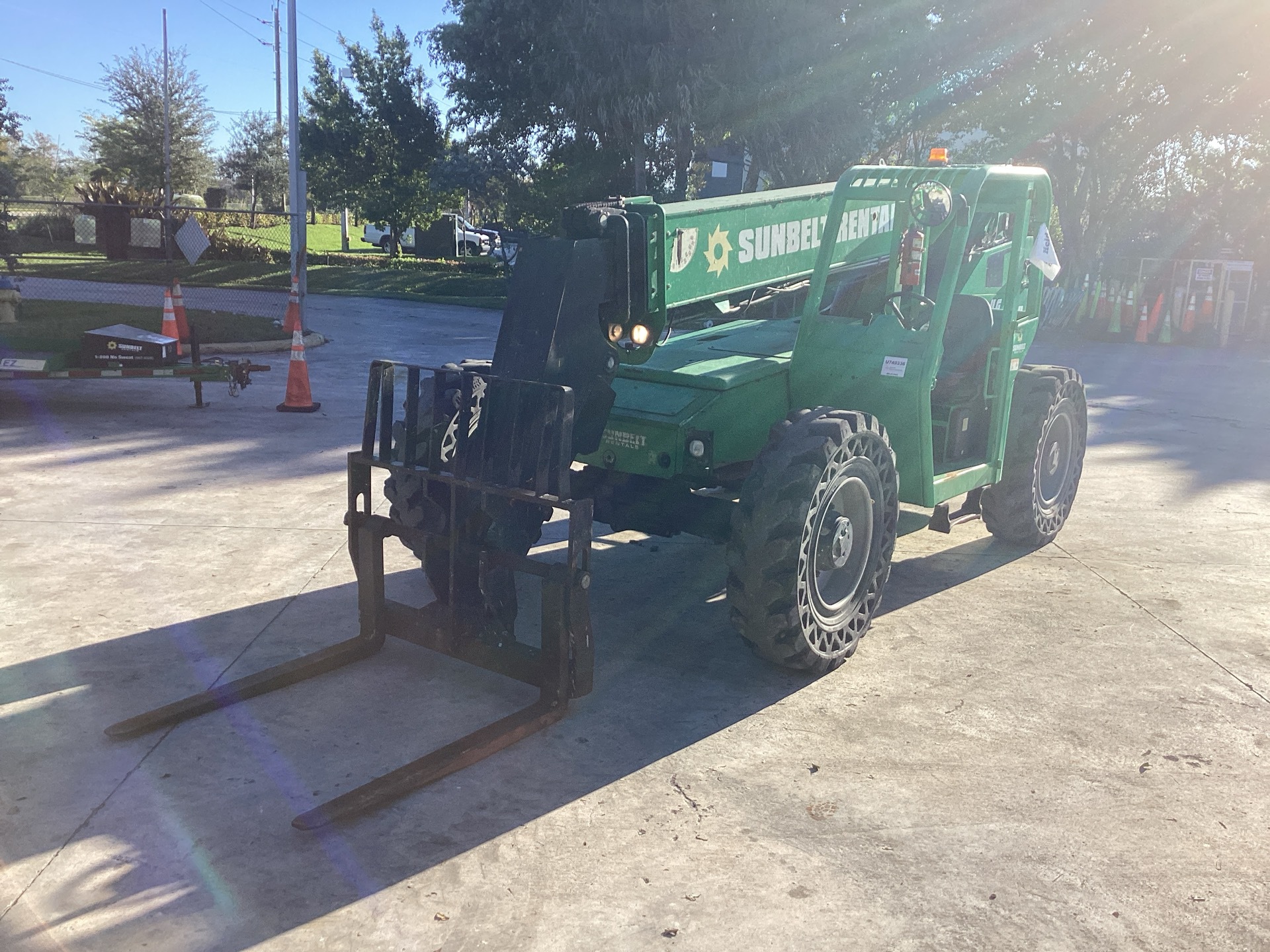 2017 JLG 8042 Telehandler