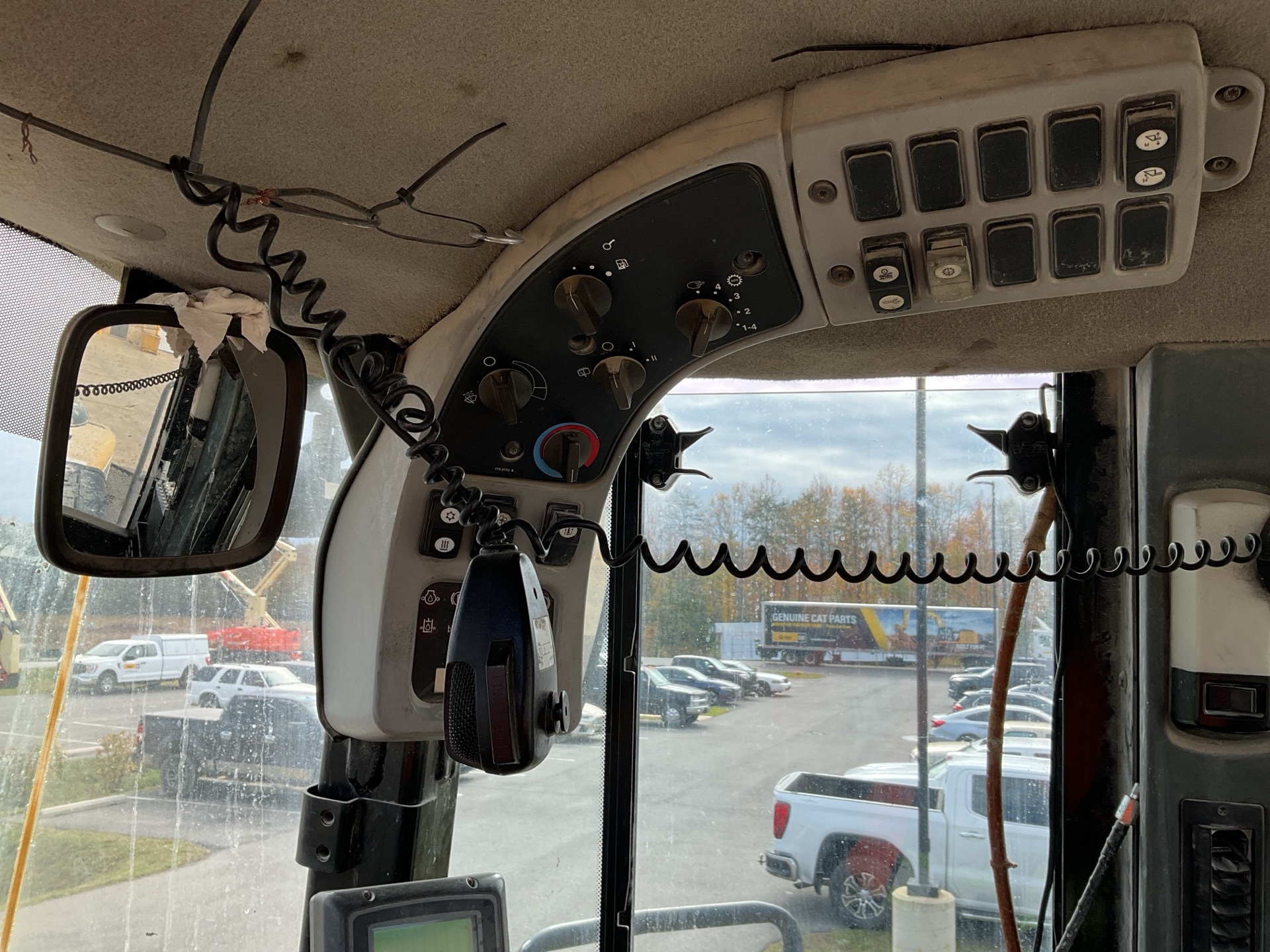 Photo - 10
