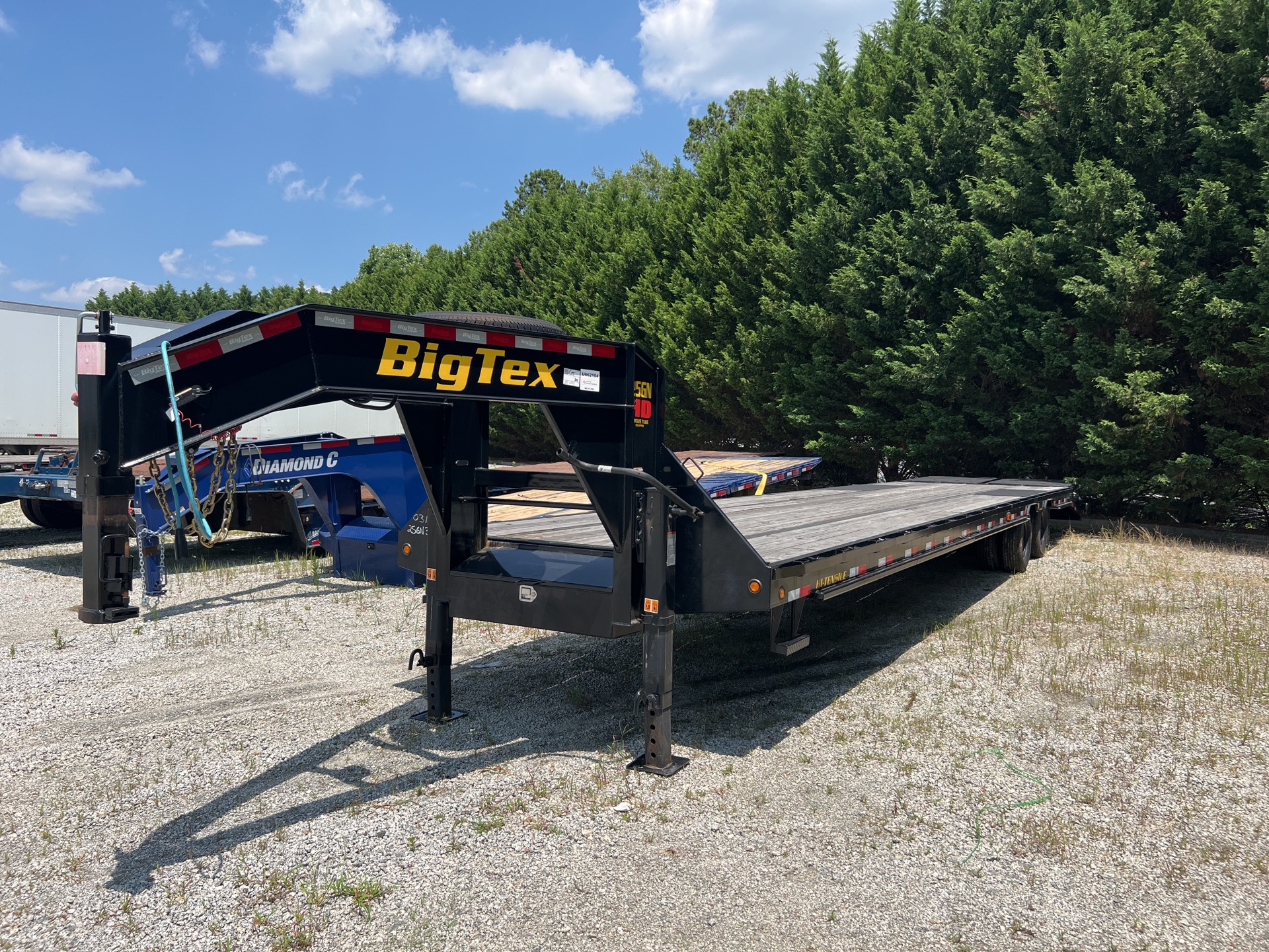2022 Big Tex 22GN-35BK+5MR 49 ft T/A Equipment Trailer