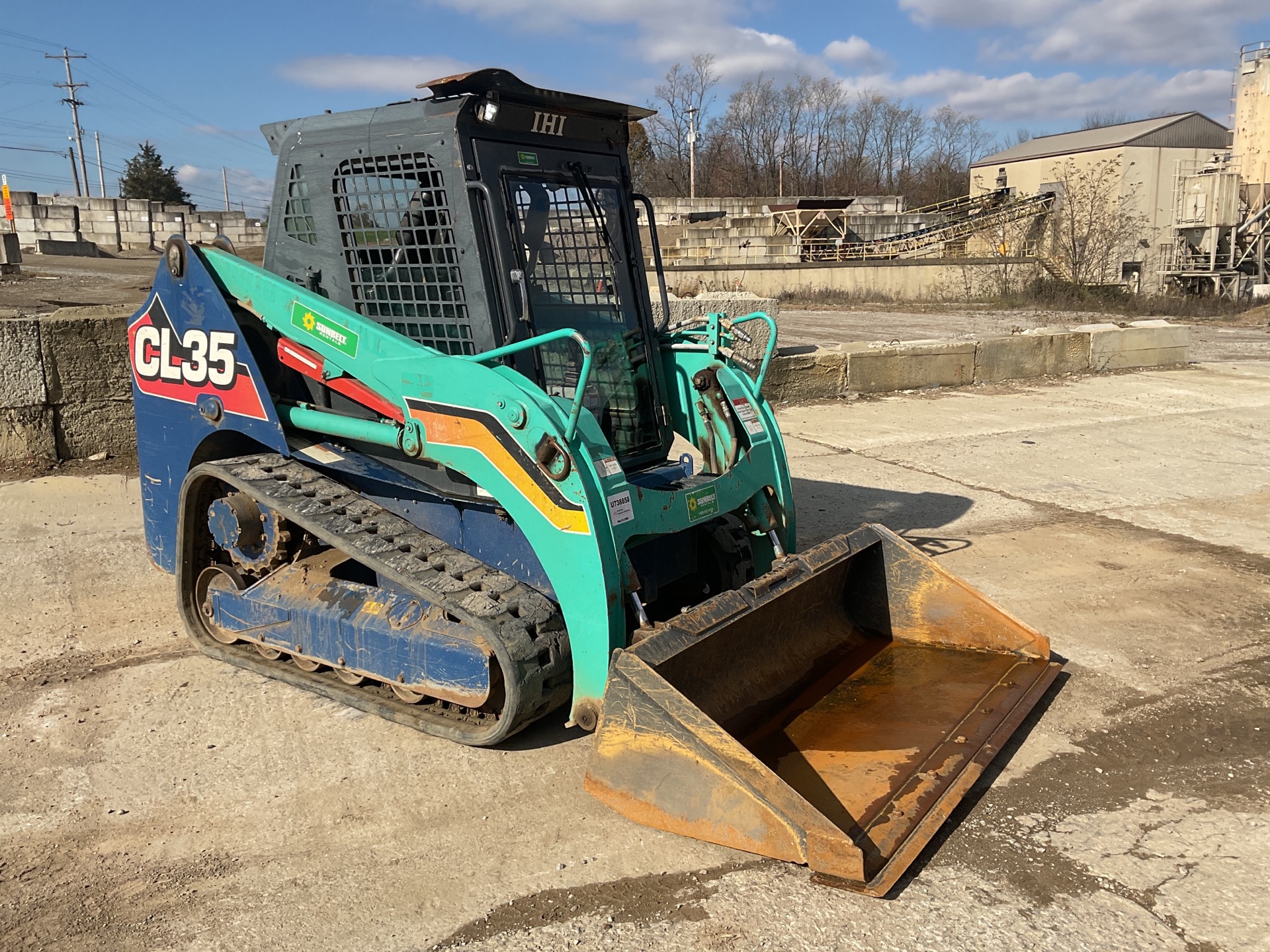2017 IHI CL35 Compact Track Loader