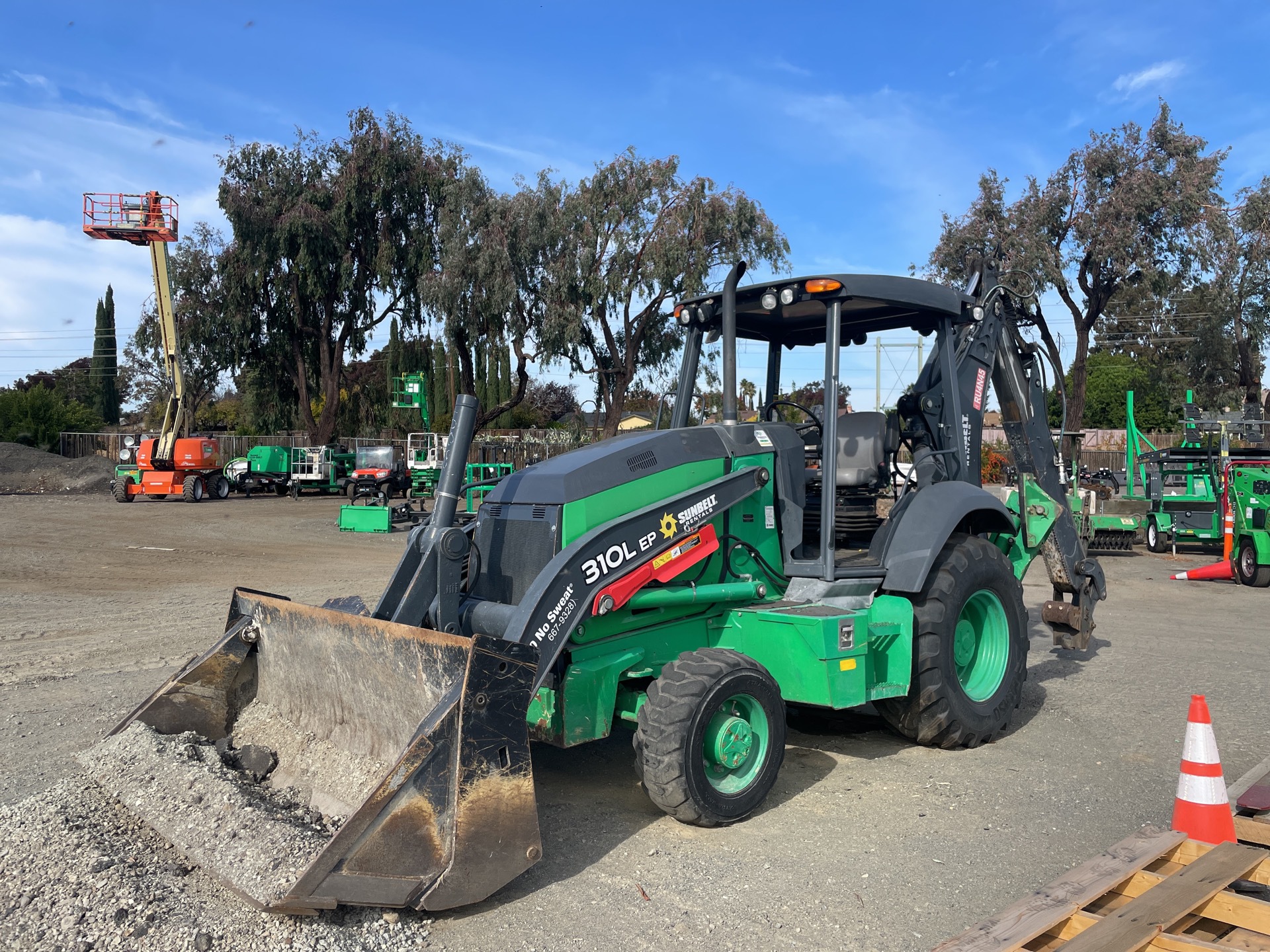 2018 John Deere 310L EP 4x4 Backhoe Loader