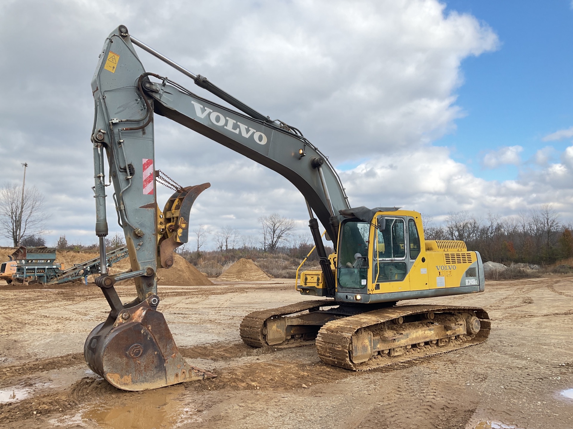 2004 Volvo EC240B LC Tracked Excavator