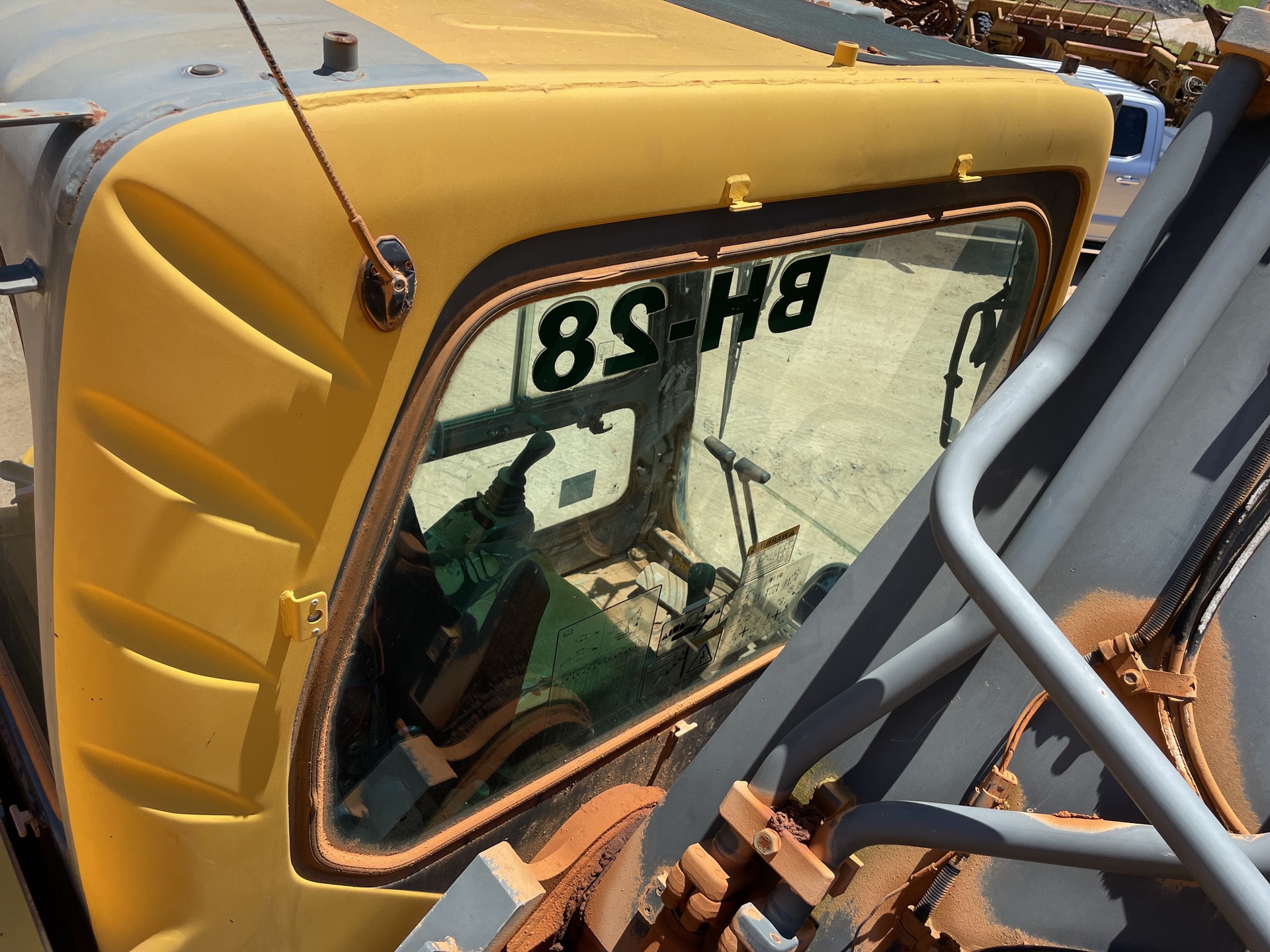Photo - 19