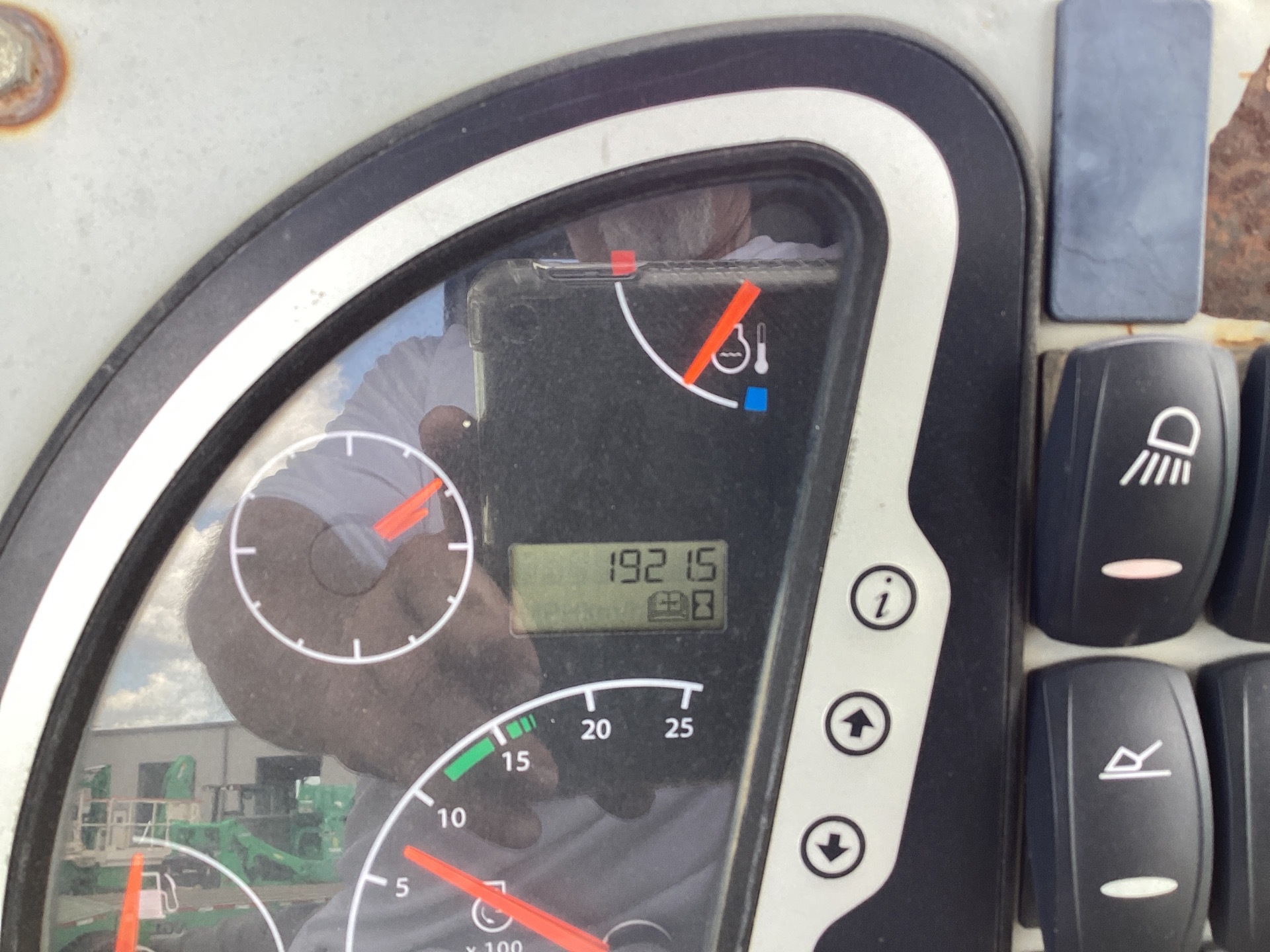 Photo - 32