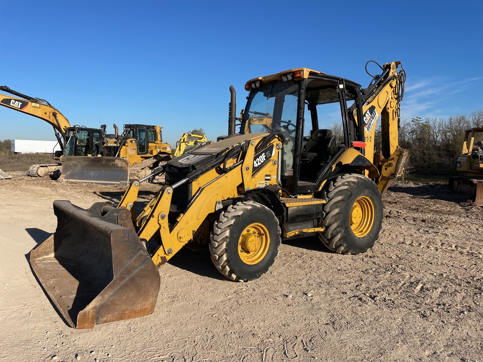 2015 Cat 420FIT 4x4 Backhoe Loader
