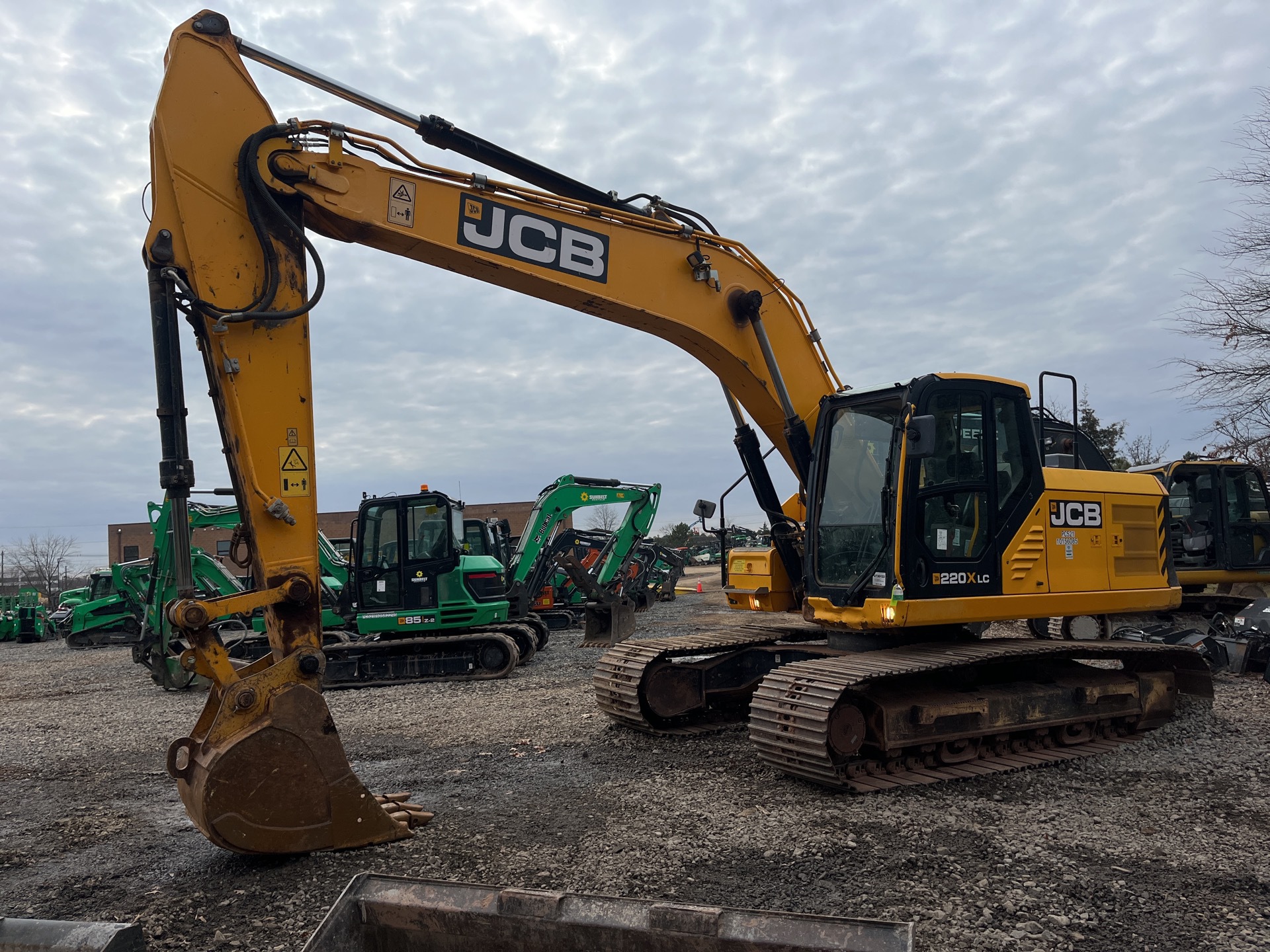 2018 JCB 220X LC Tracked Excavator