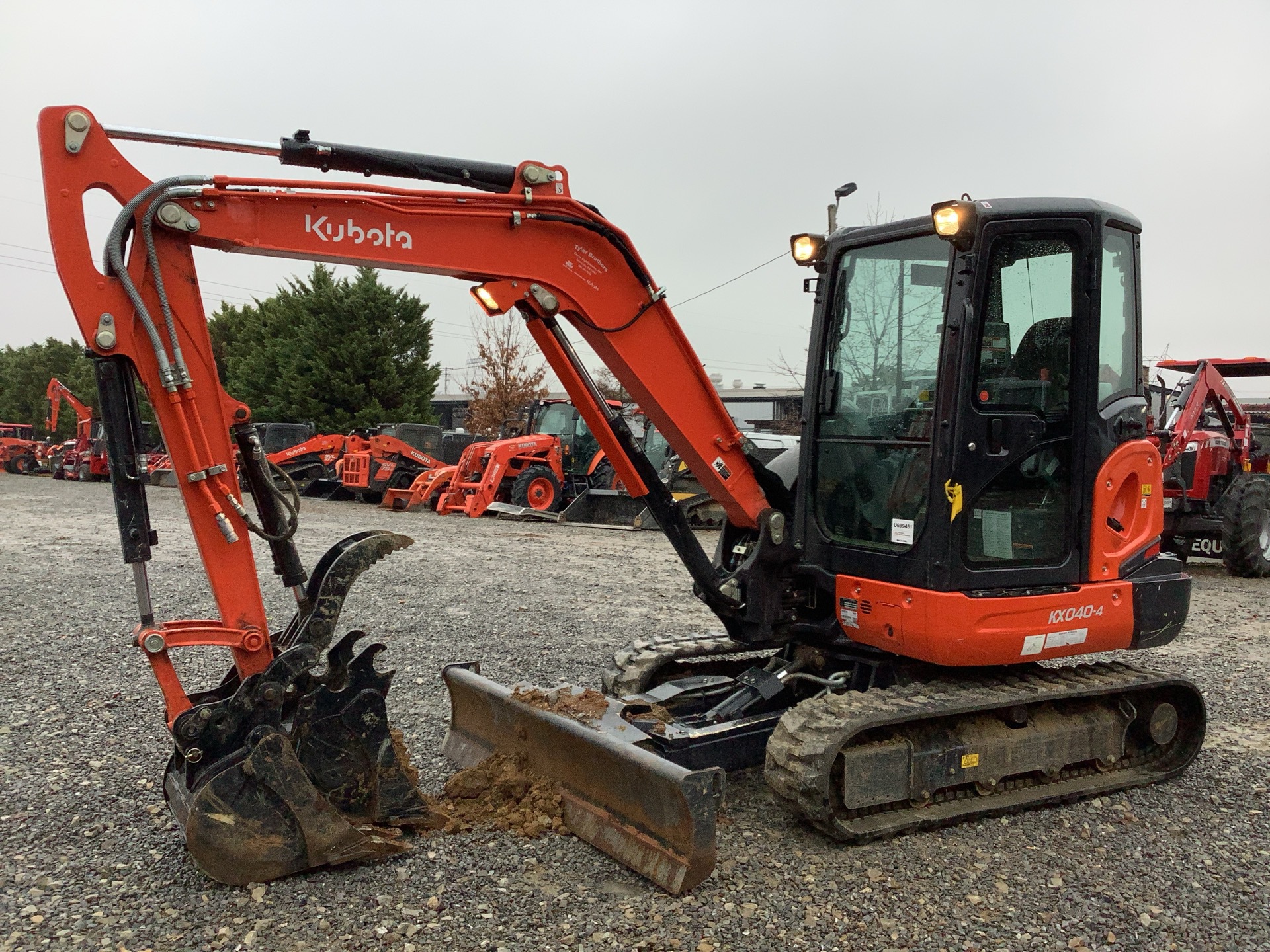 2022 Kubota KX0404R3TP Mini Excavator