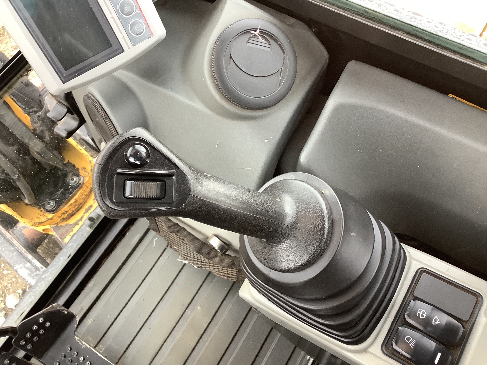 Photo - 18