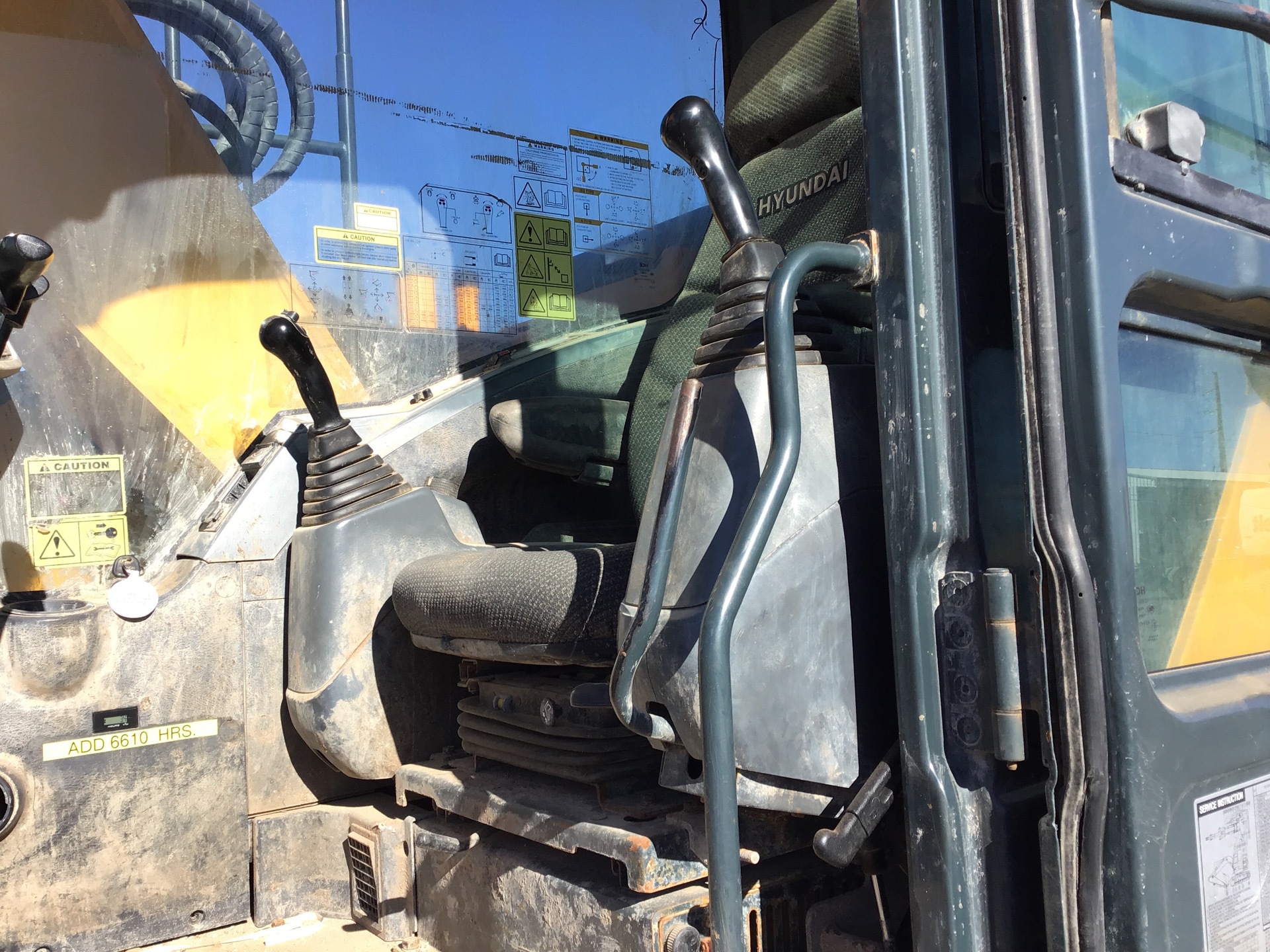 Photo - 17