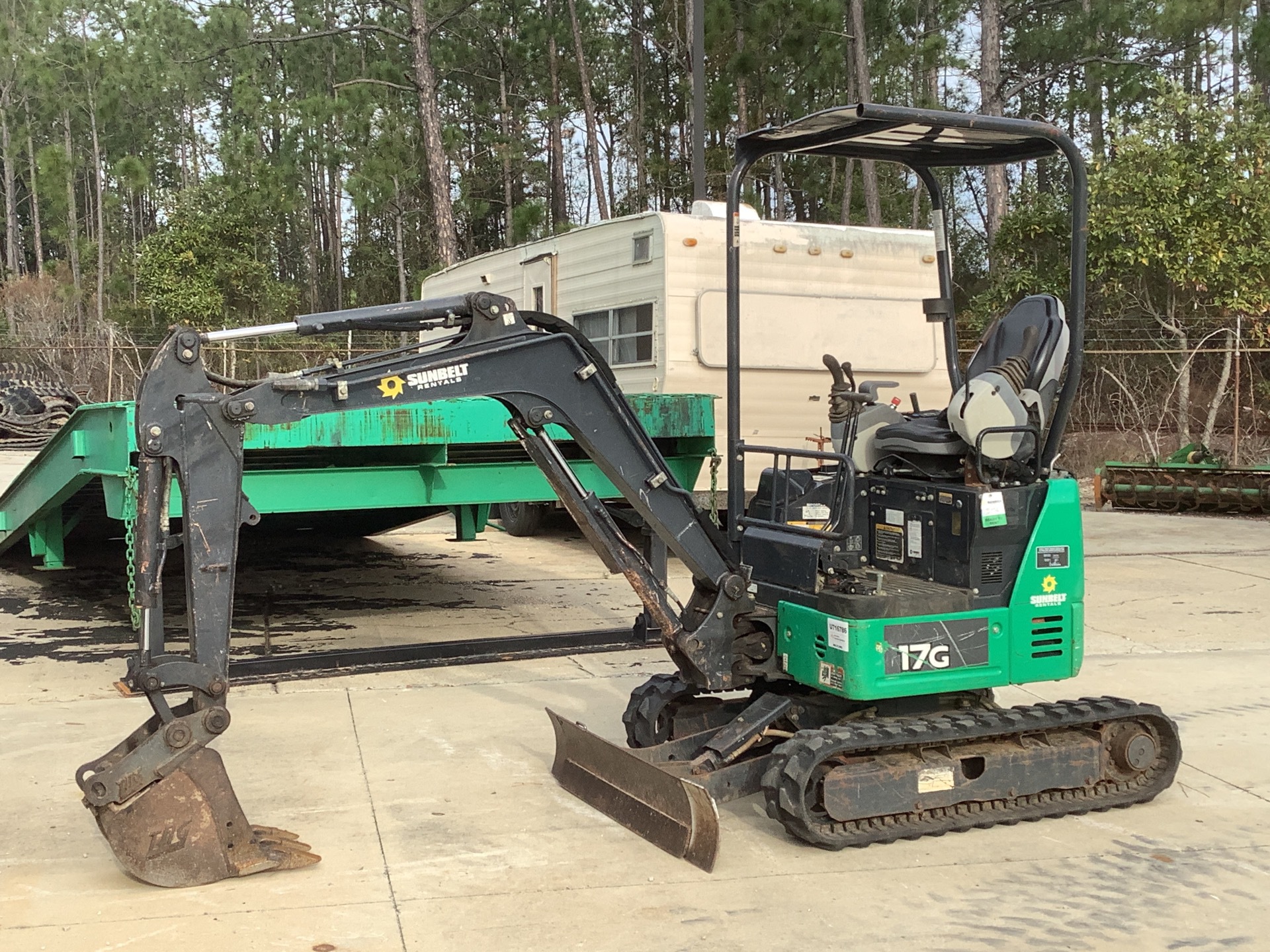 2017 John Deere 17G Mini Excavator