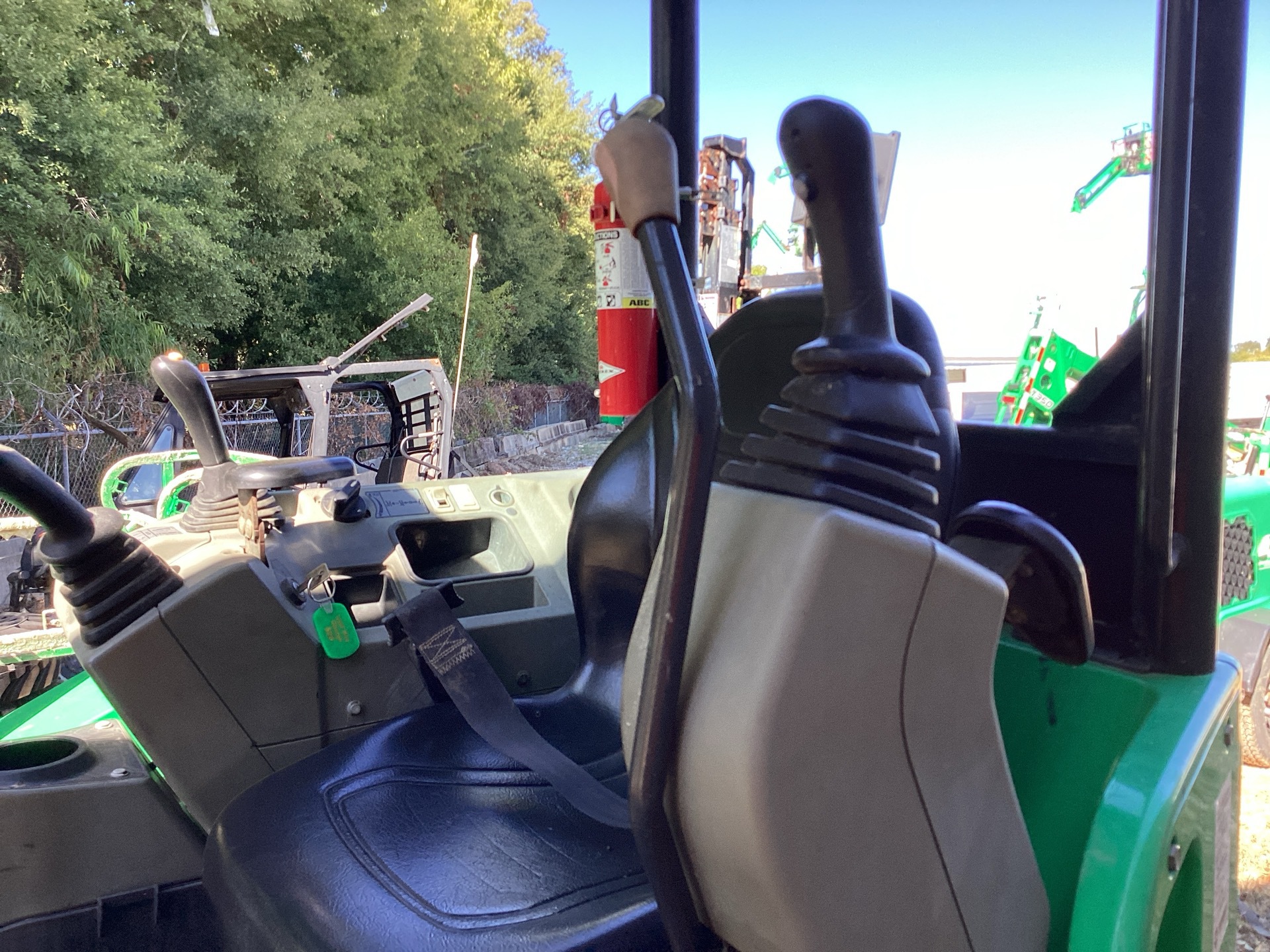 Photo - 10