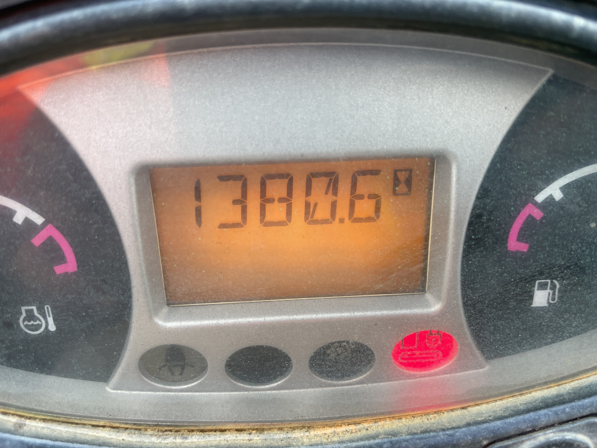 Photo - 5