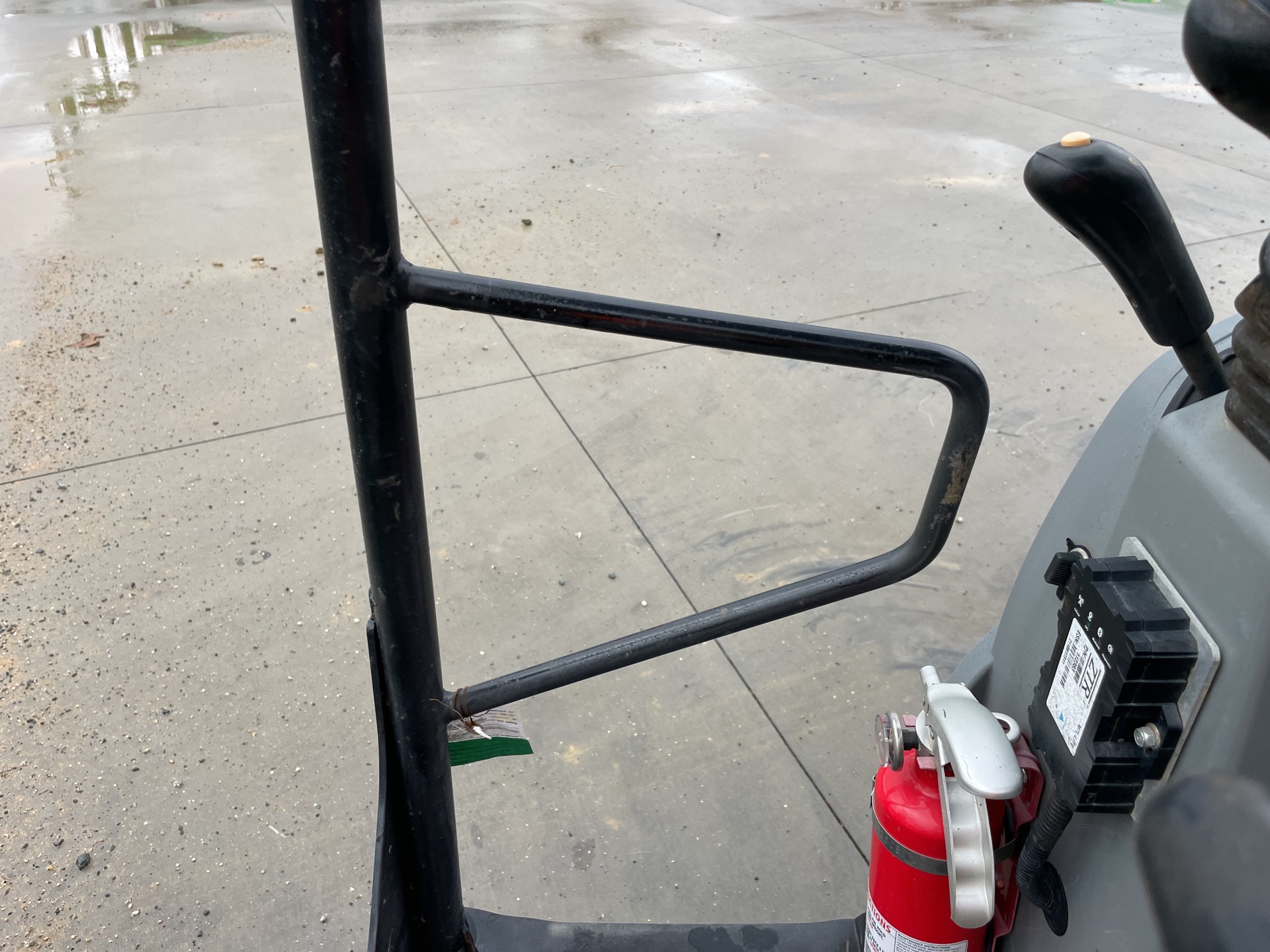 Photo - 8