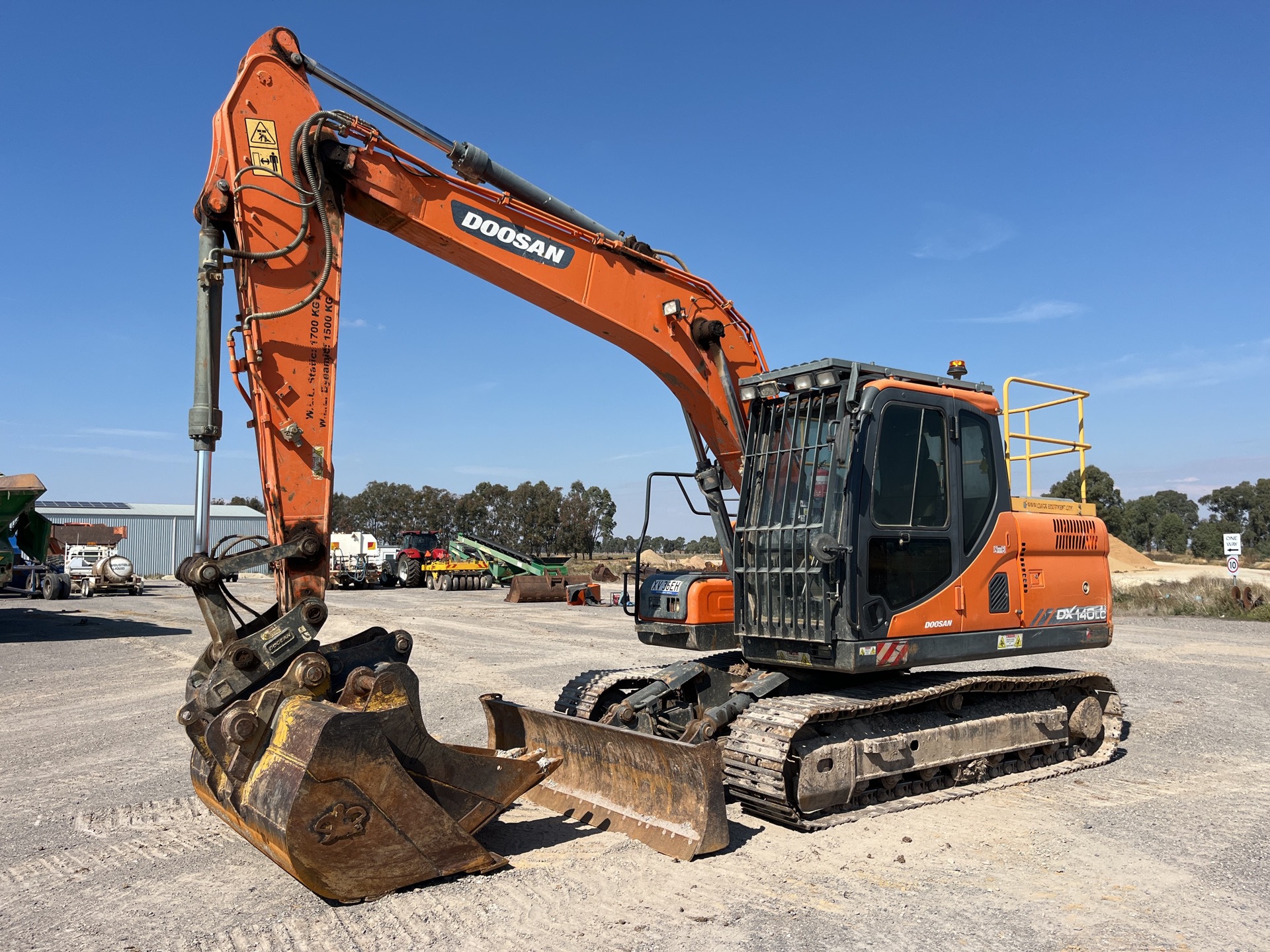 2017 Doosan DX140 LC Tracked Excavator