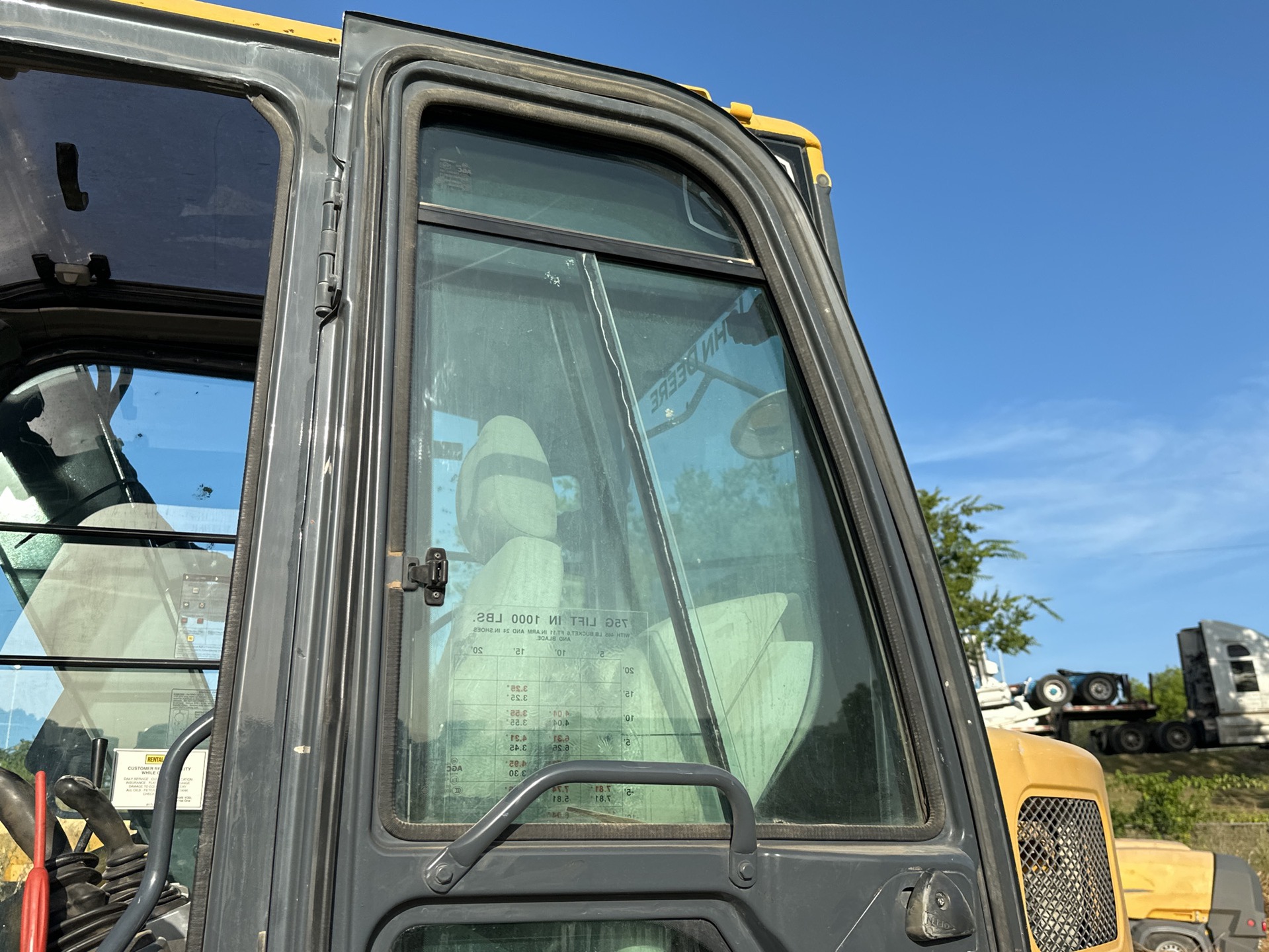 Photo - 17