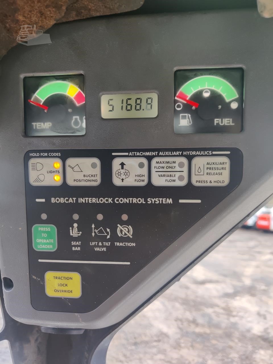 Photo - 5