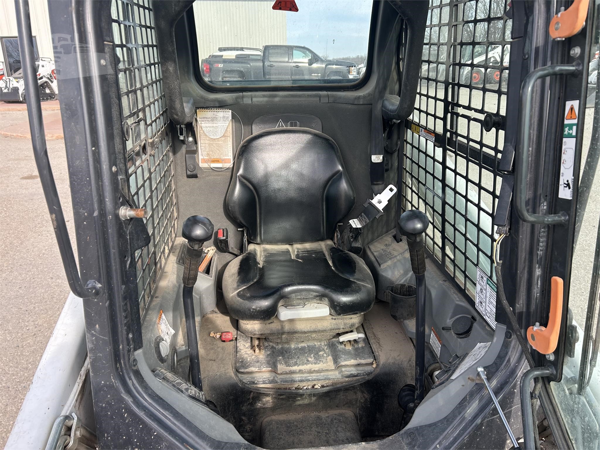 Photo - 6