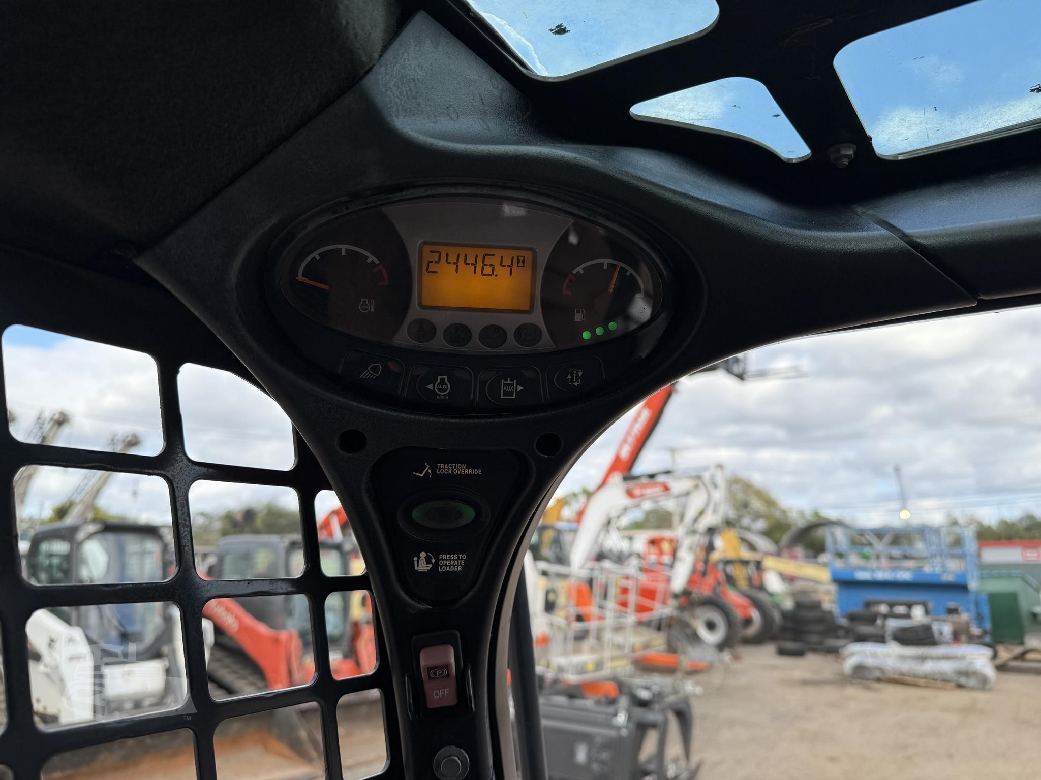 Photo - 18