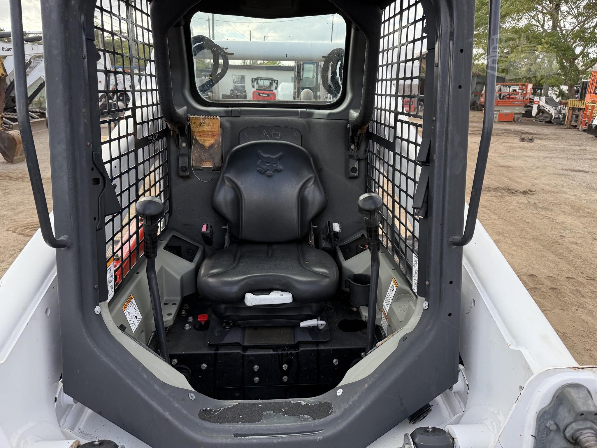 Photo - 17
