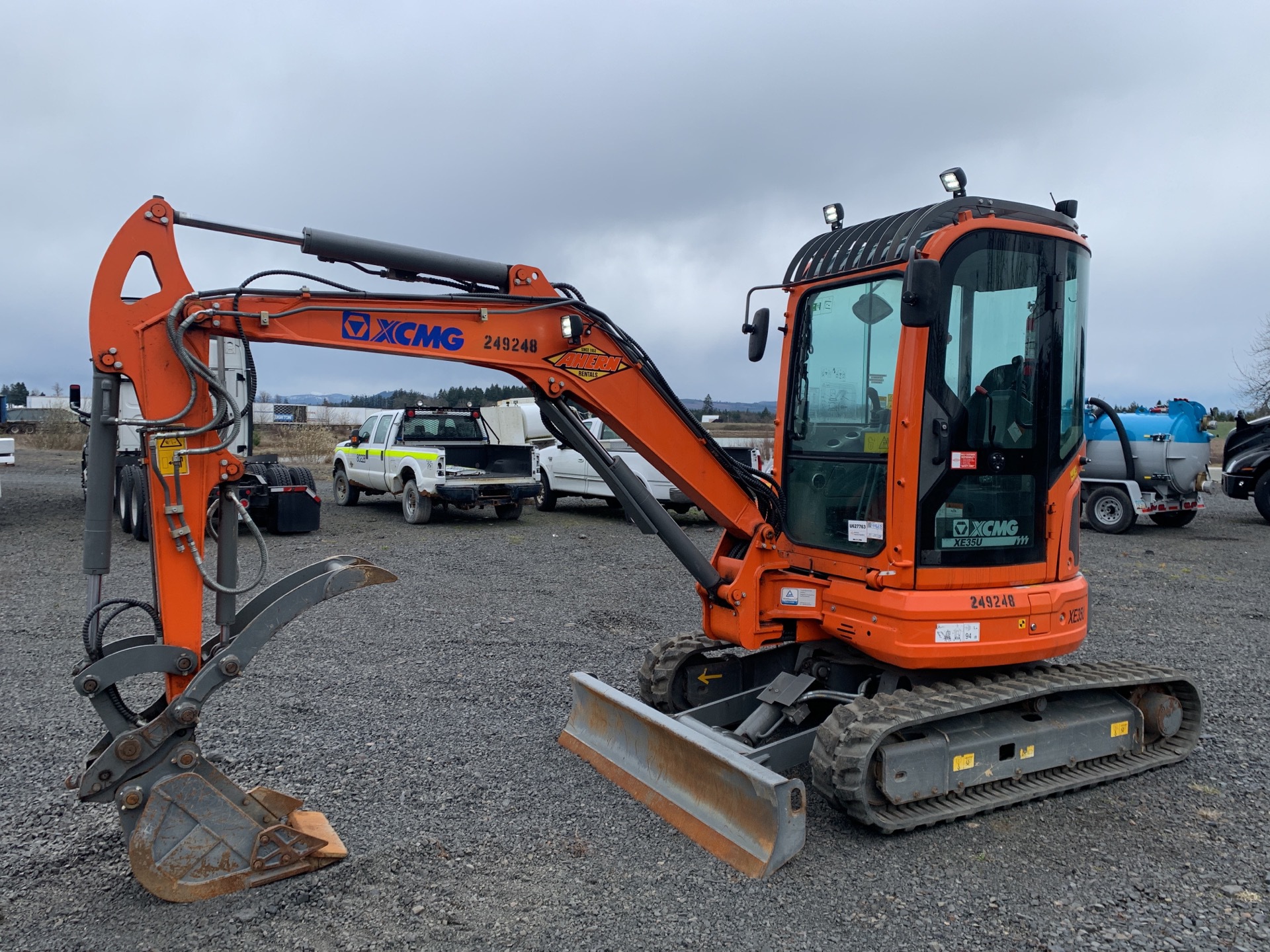 2020 XCMG XE35U Mini Excavator