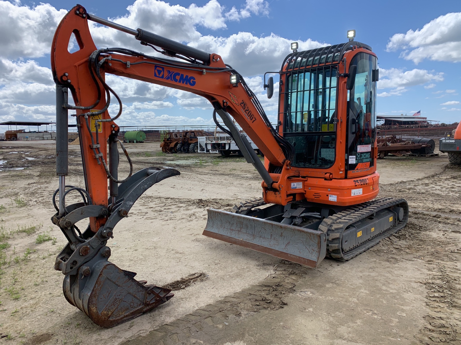 2020 XCMG XE35U Mini Excavator