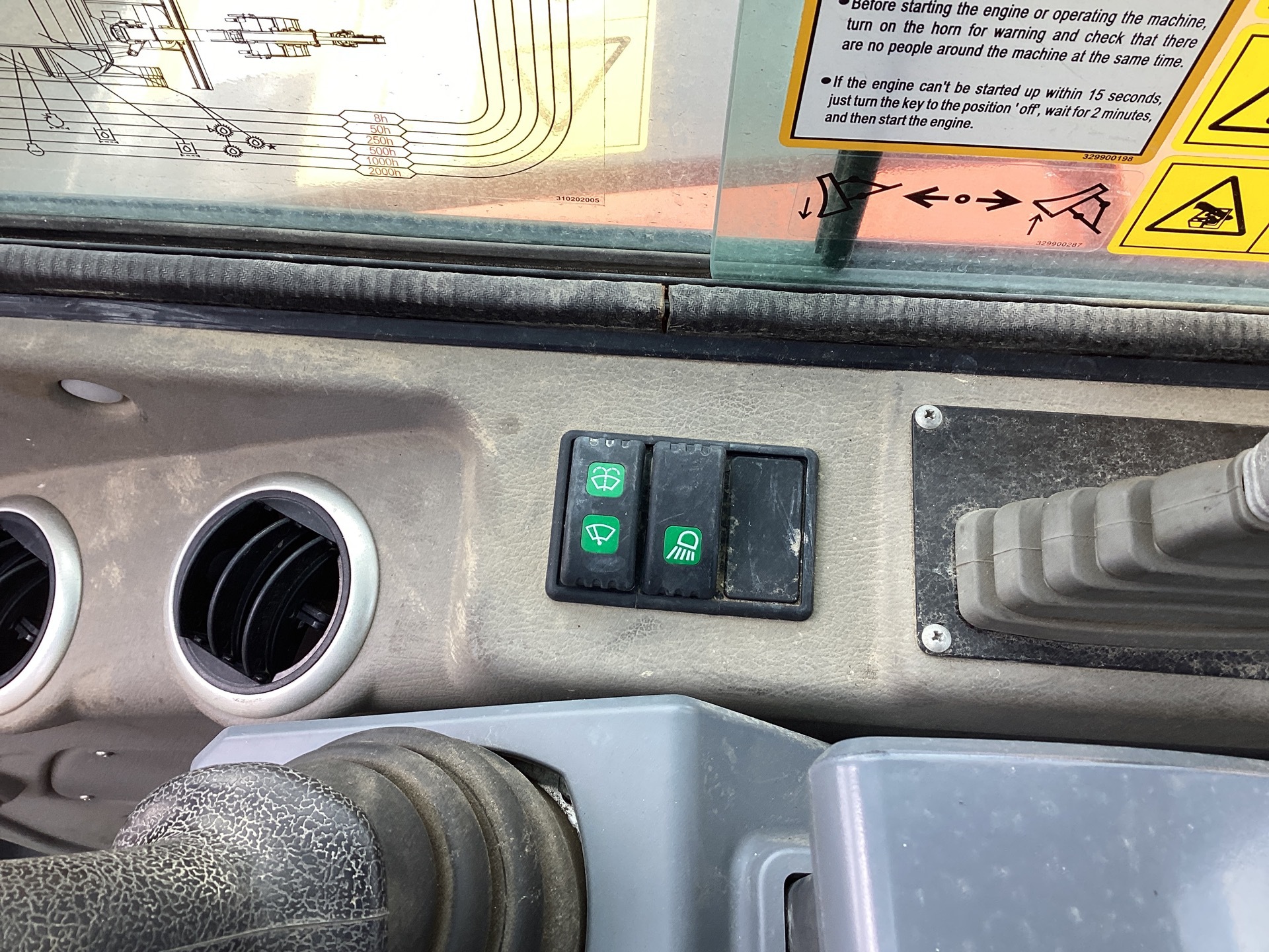 Photo - 23