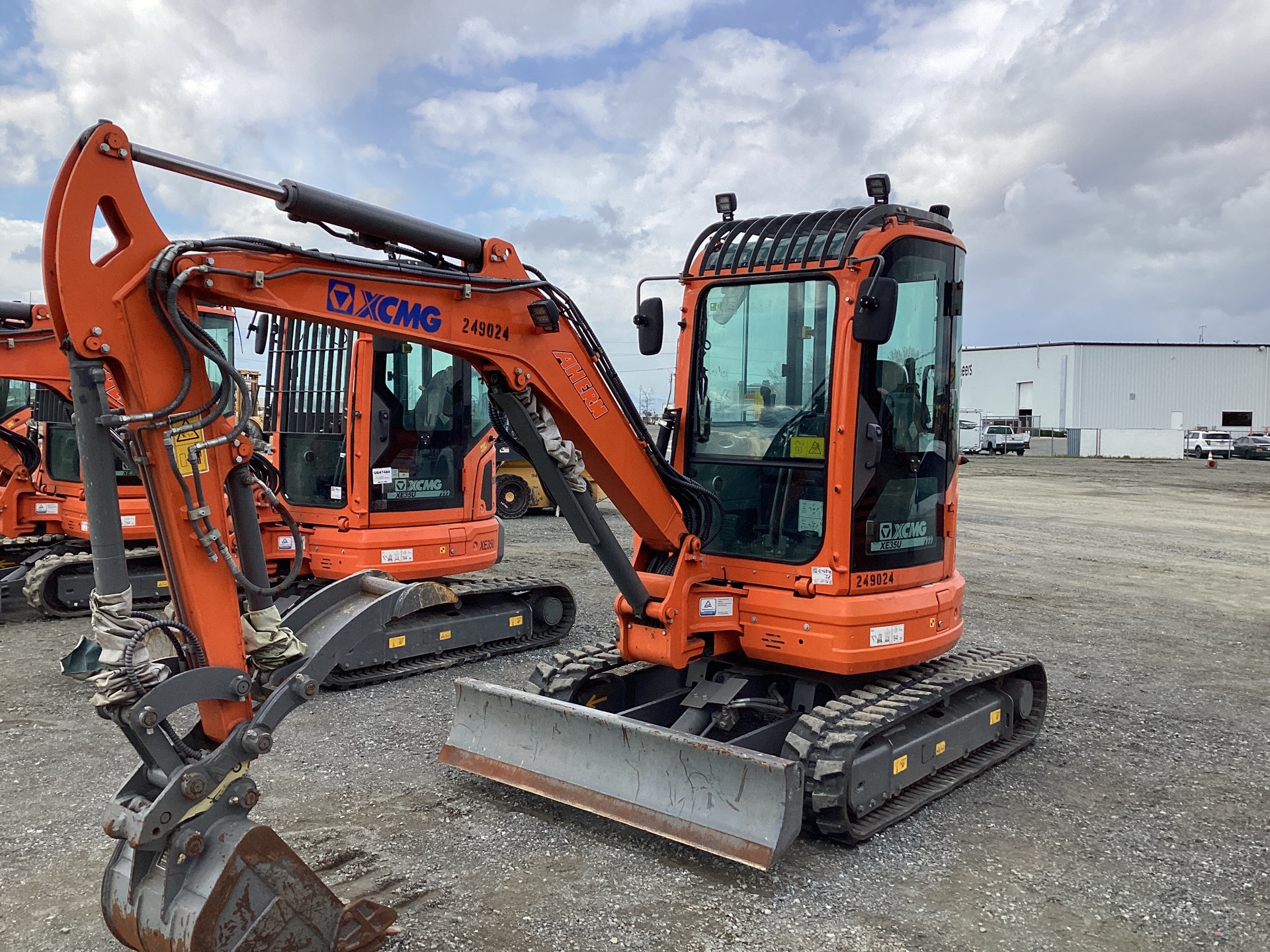2020 XCMG XE35U Mini Excavator