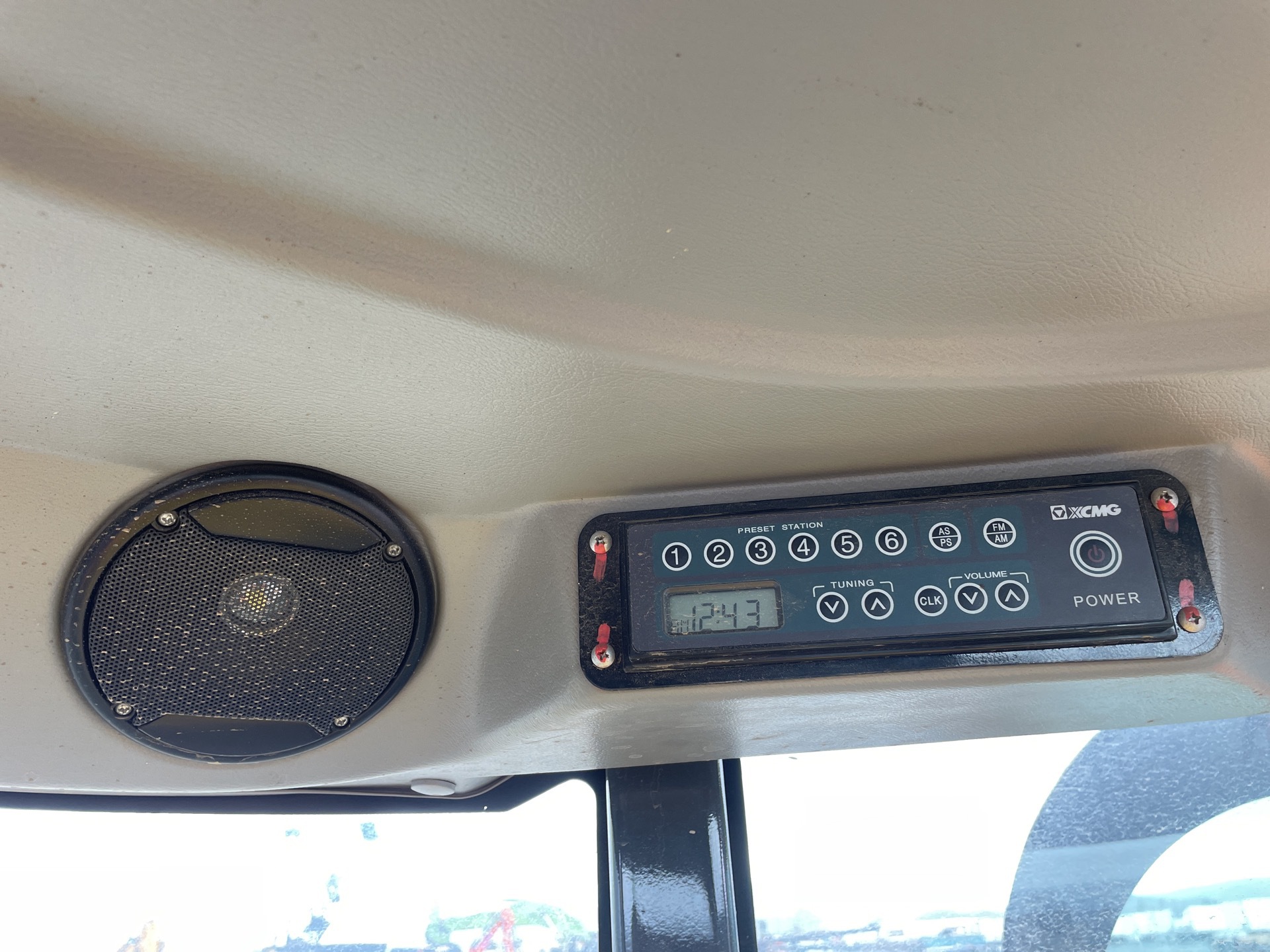 Photo - 27