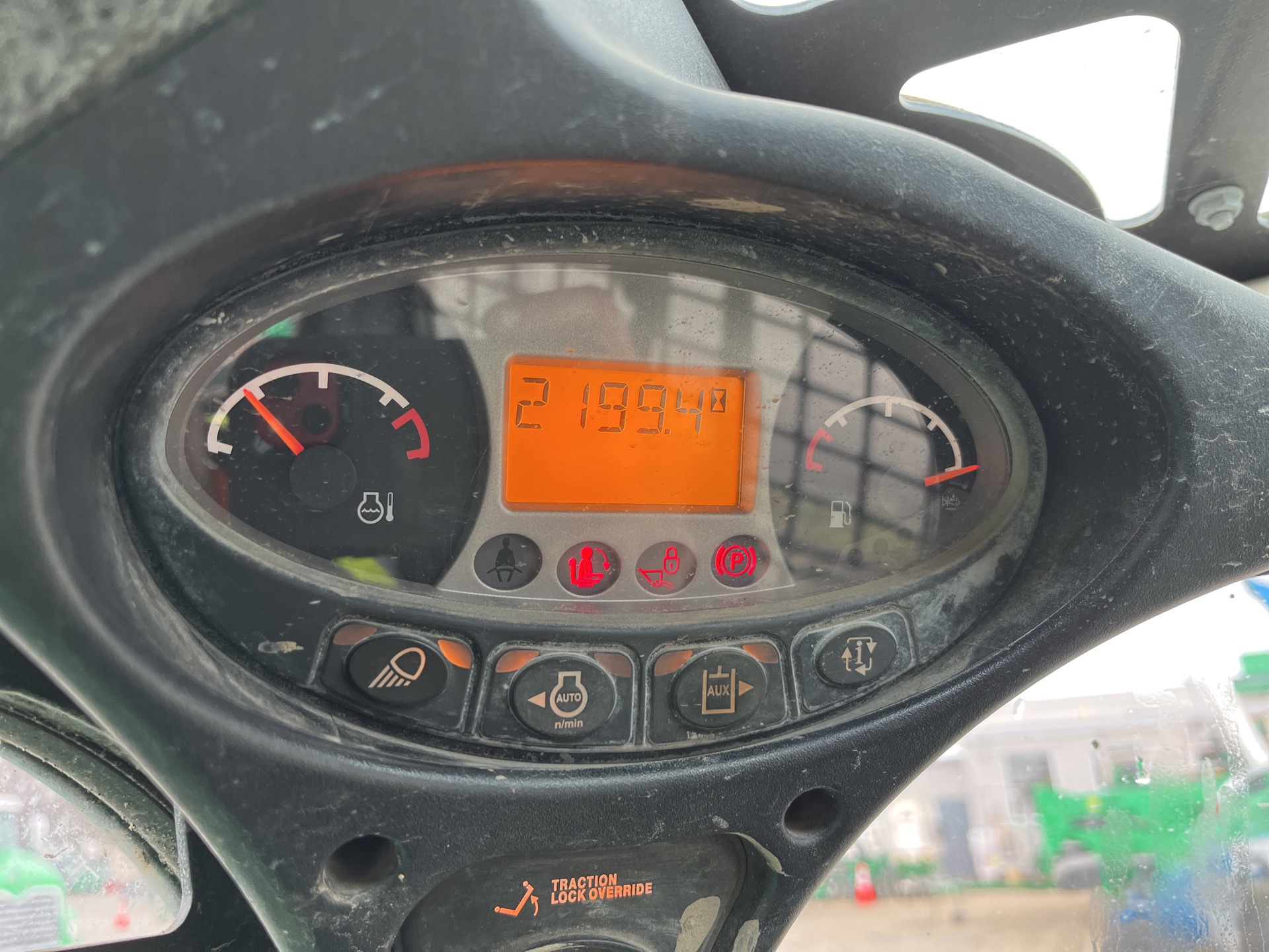 Photo - 25