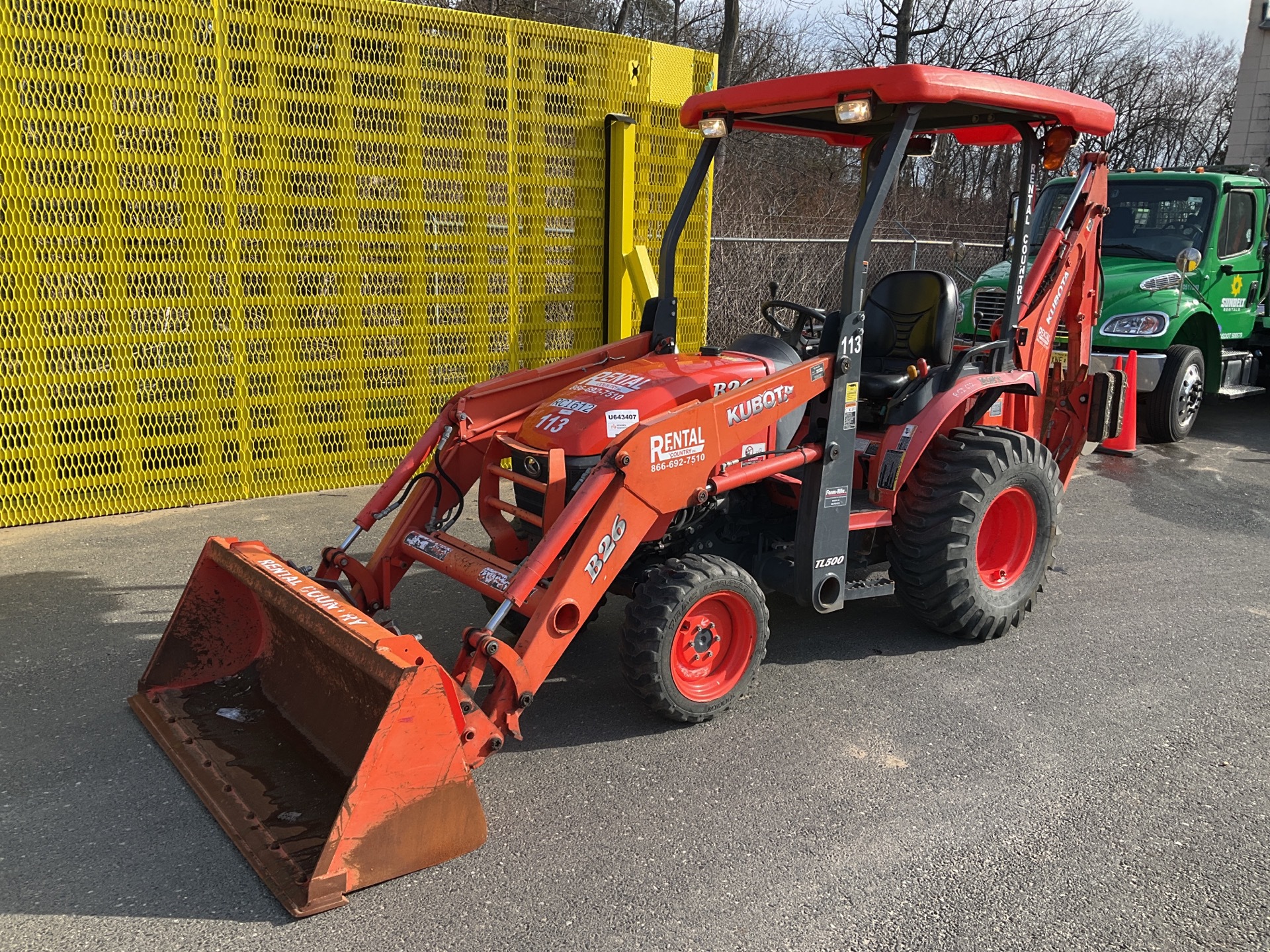 2005 Kubota B26 4x4 Backhoe Loader