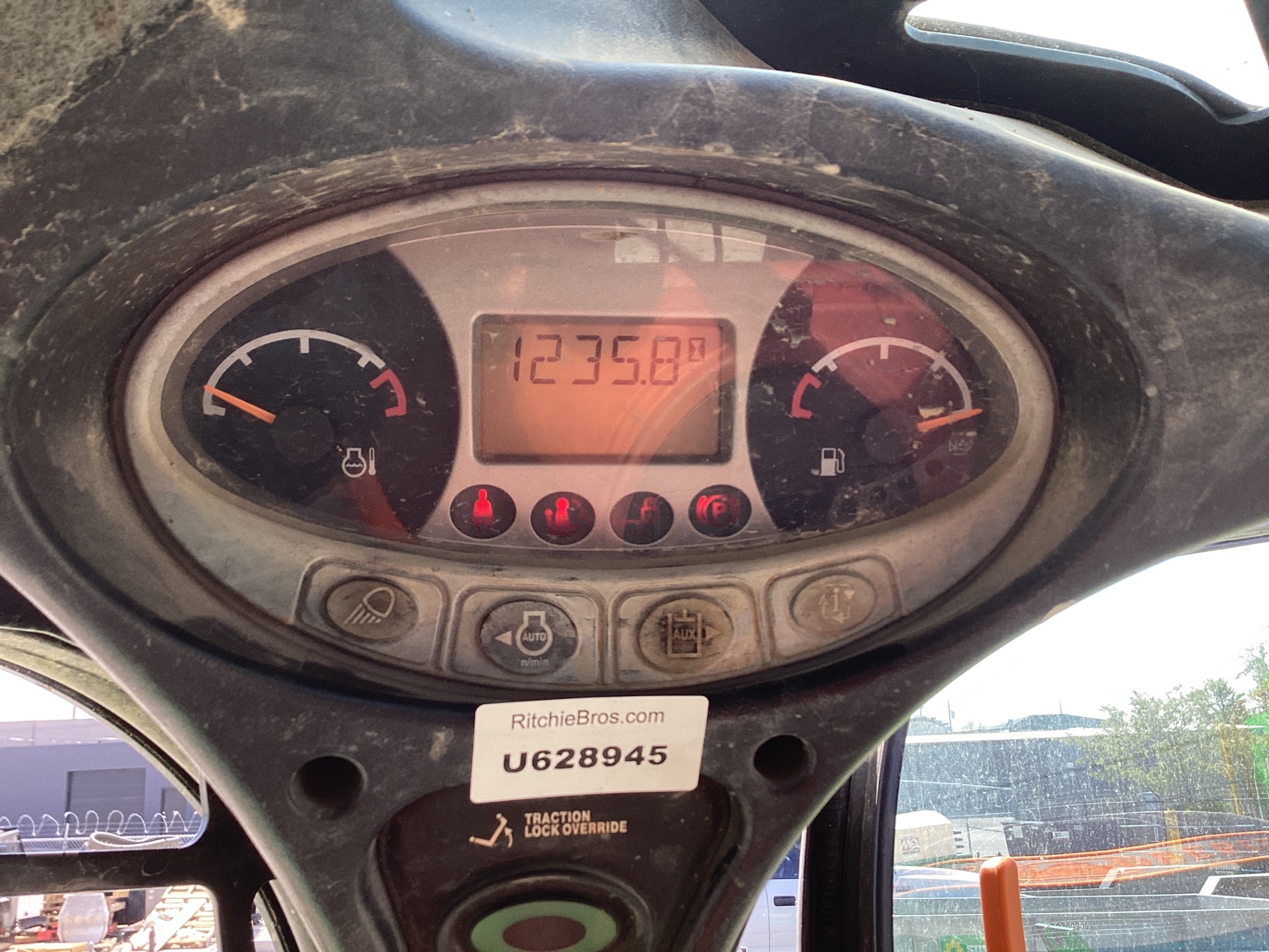 Photo - 52