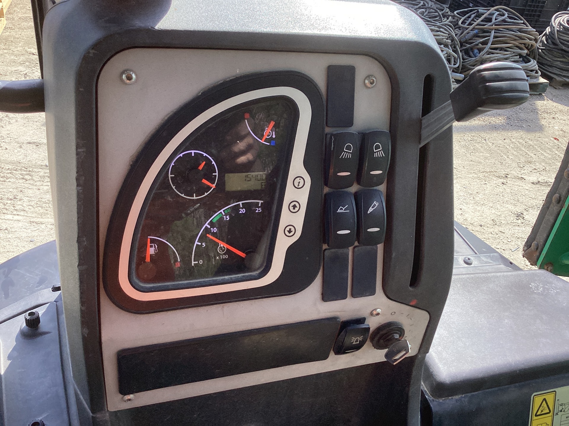 Photo - 27
