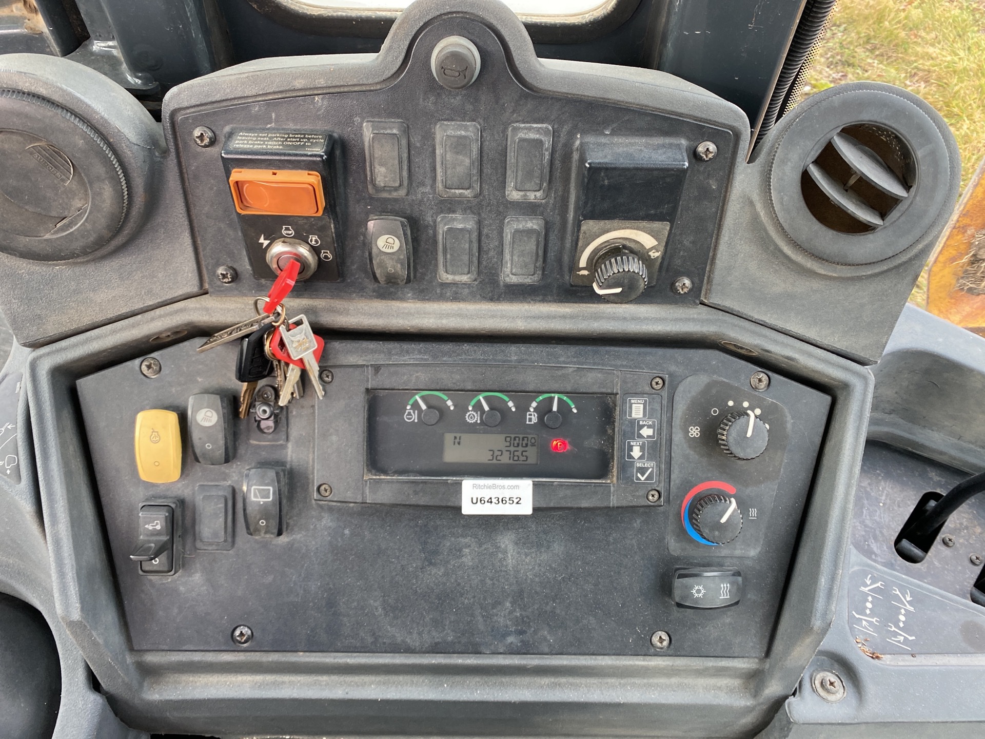 Photo - 32