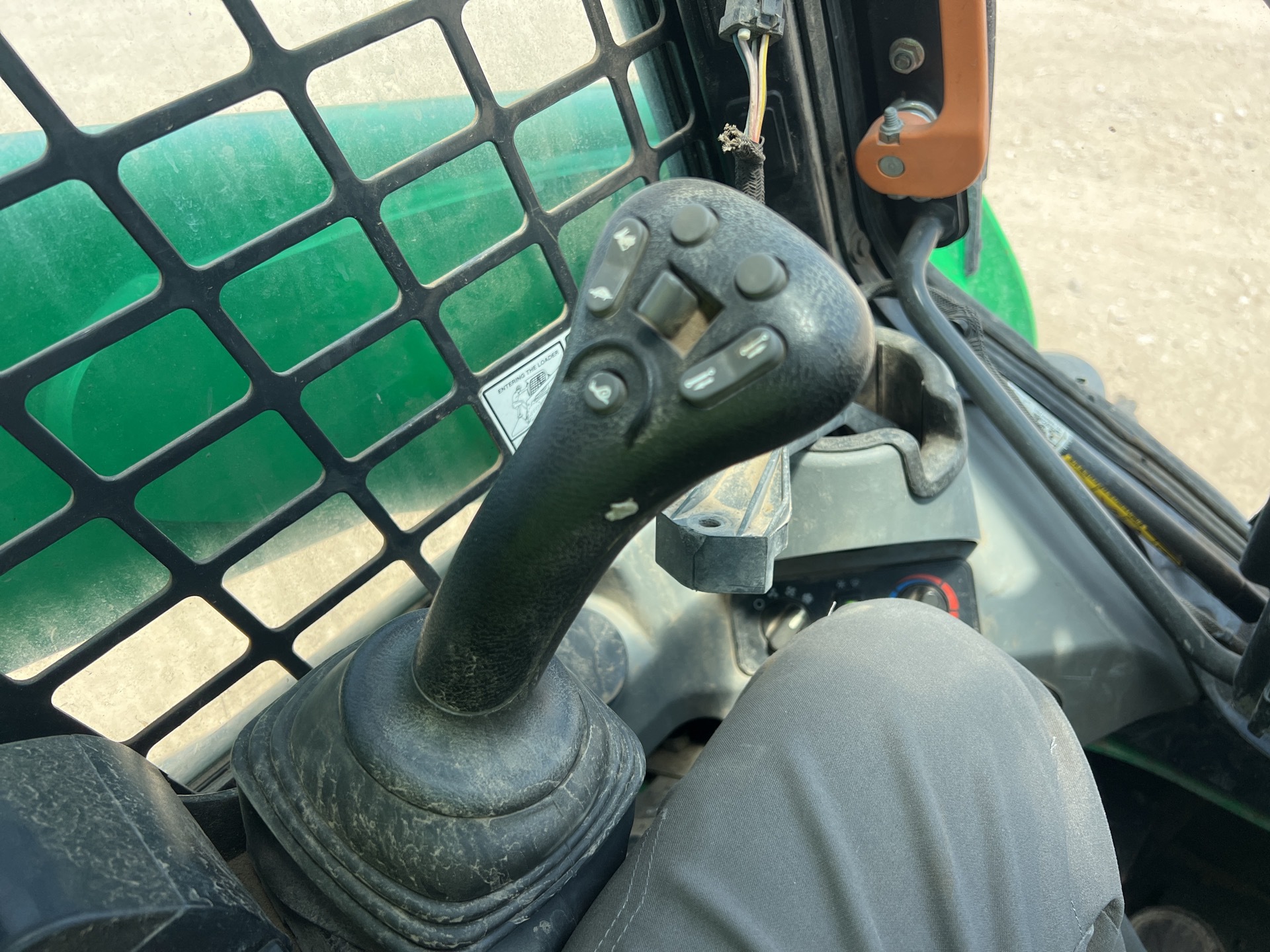 Photo - 17