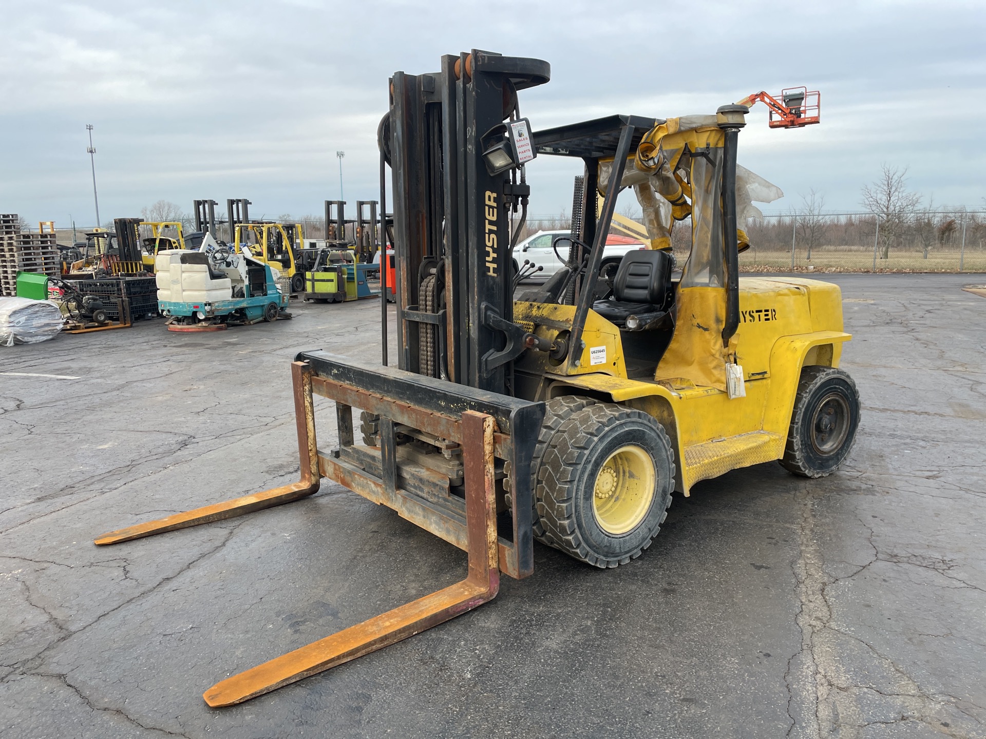 1996 Hyster H155XL2 15050 lb Pneumatic Tire Forklift