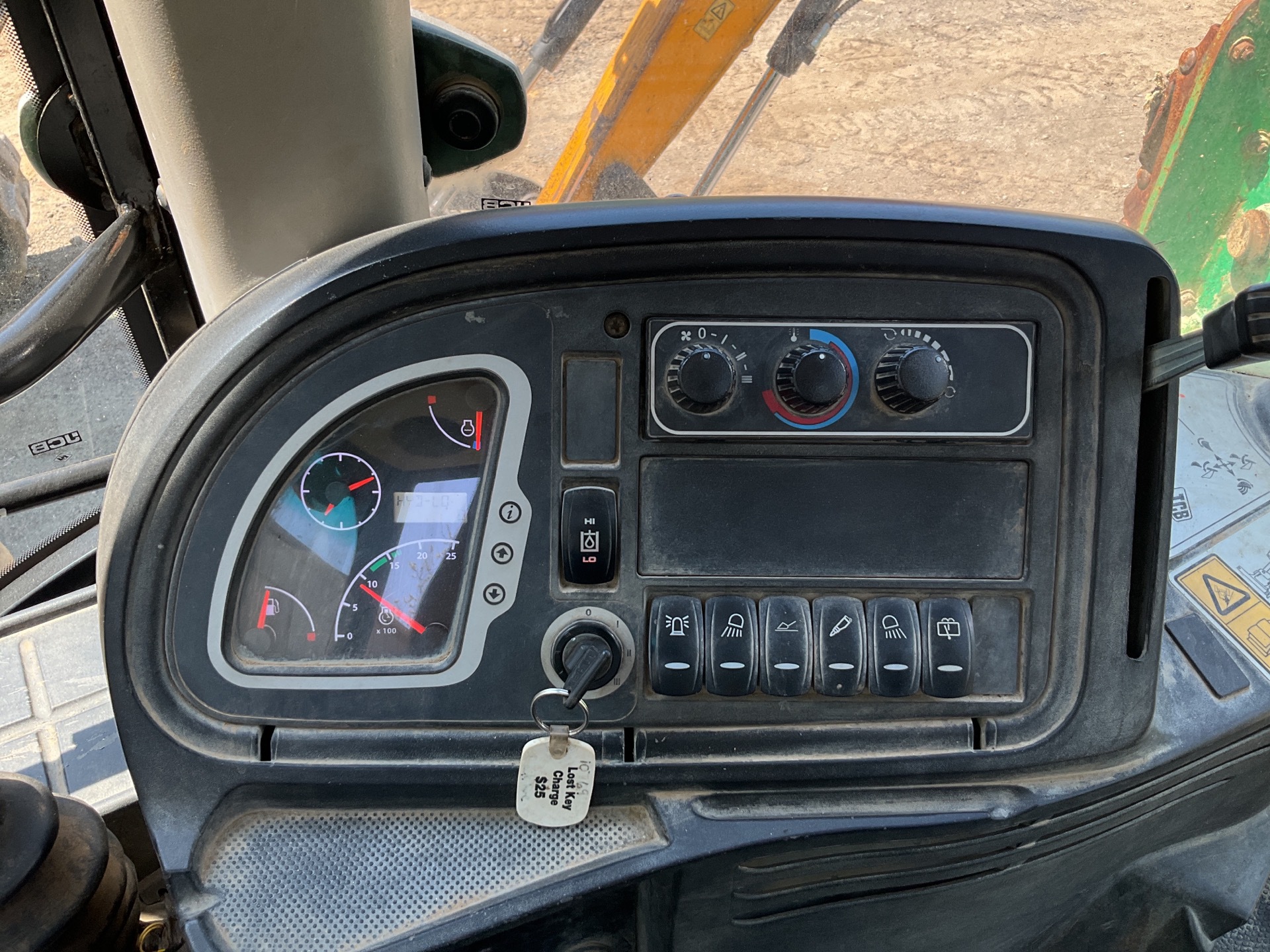 Photo - 17