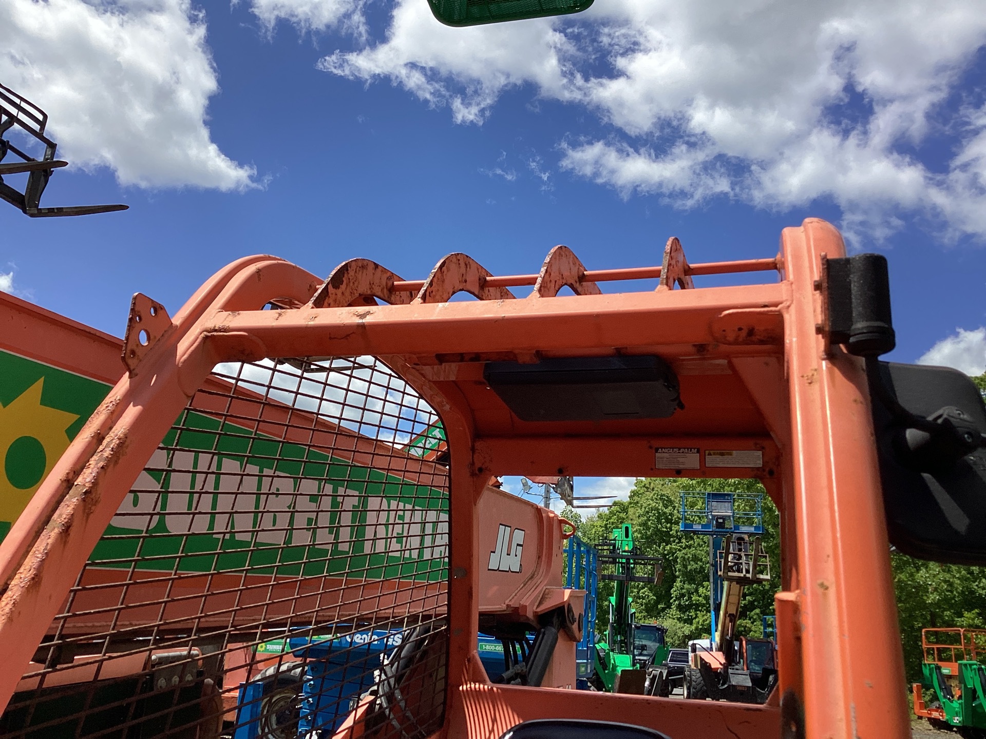 Photo - 12