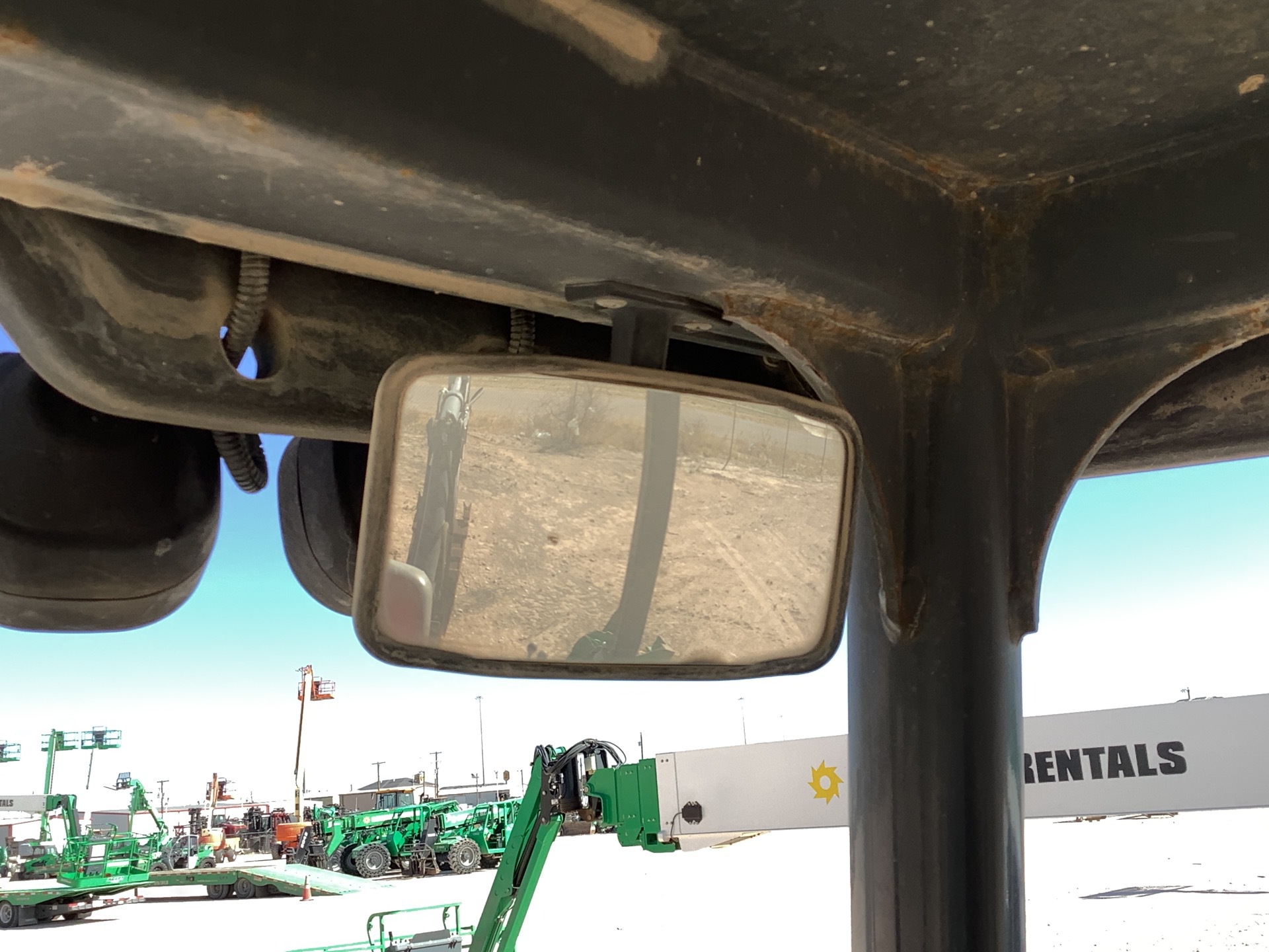 Photo - 14