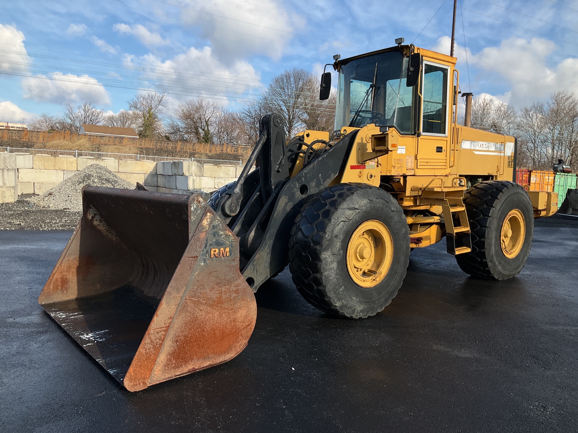 1997 Volvo L120C Wheel Loader