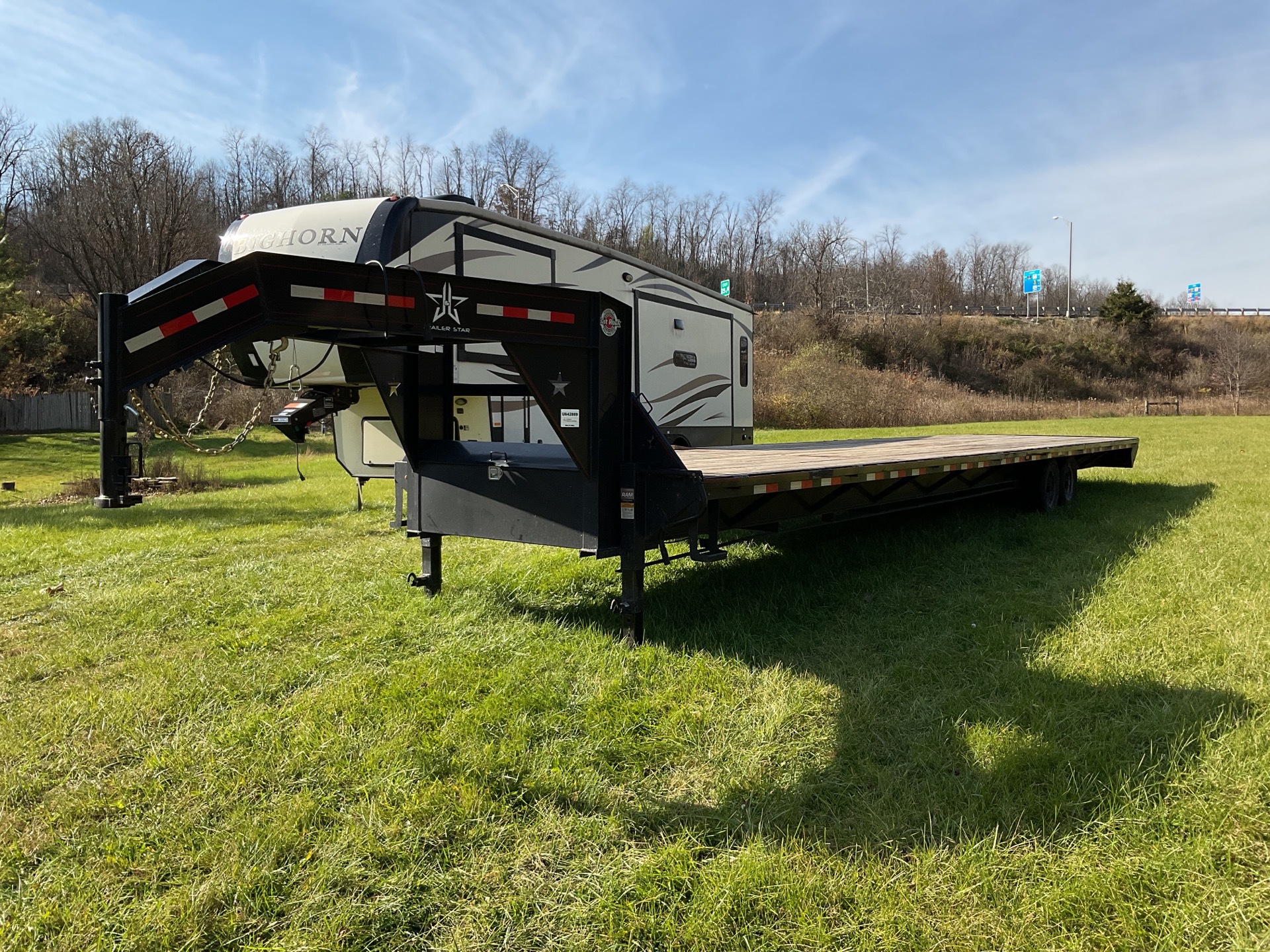 2022 J&J 40 ft T/A Gooseneck Equipment Trailer