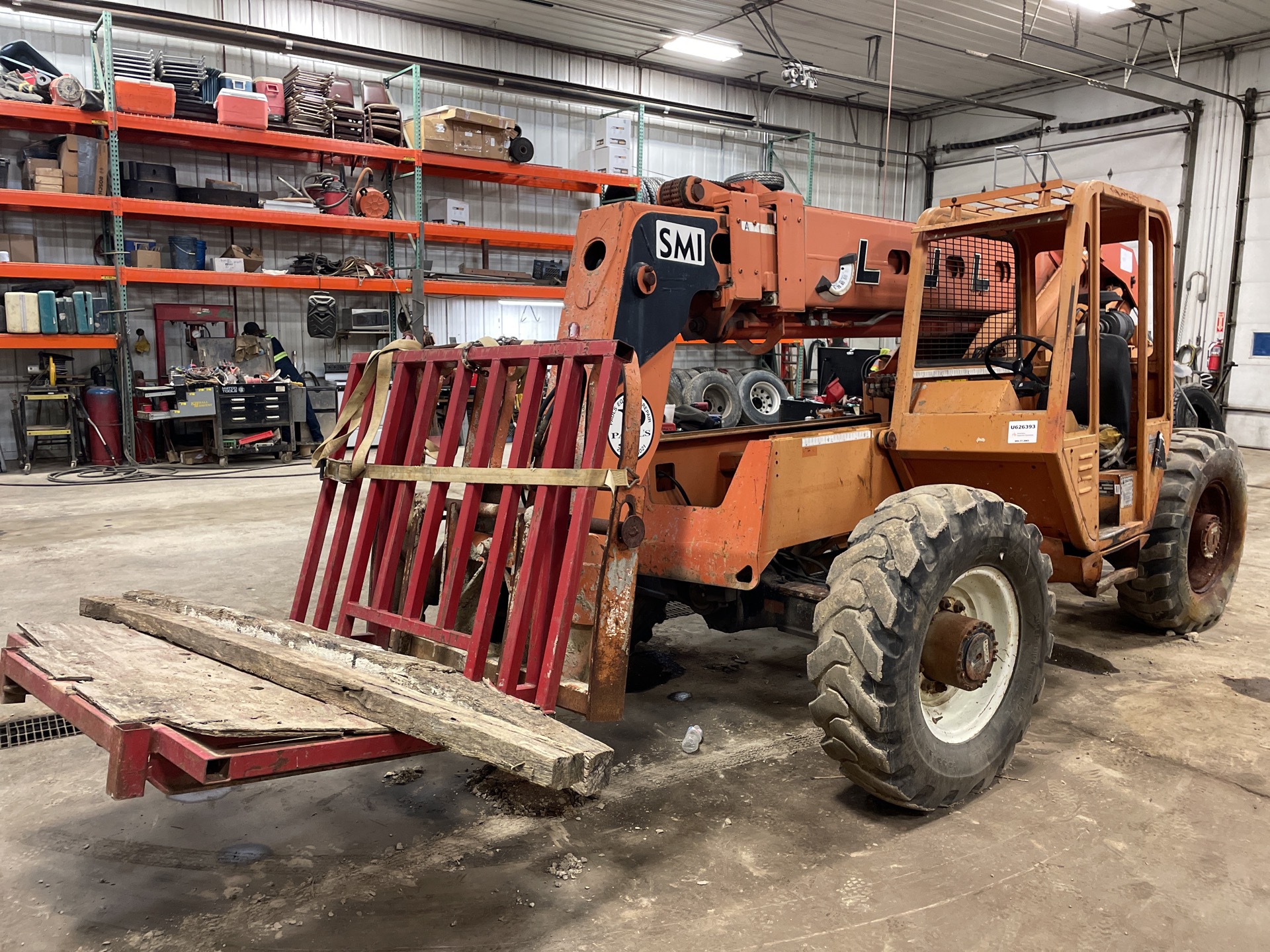 1996 Lull 844C-42 Telehandler
