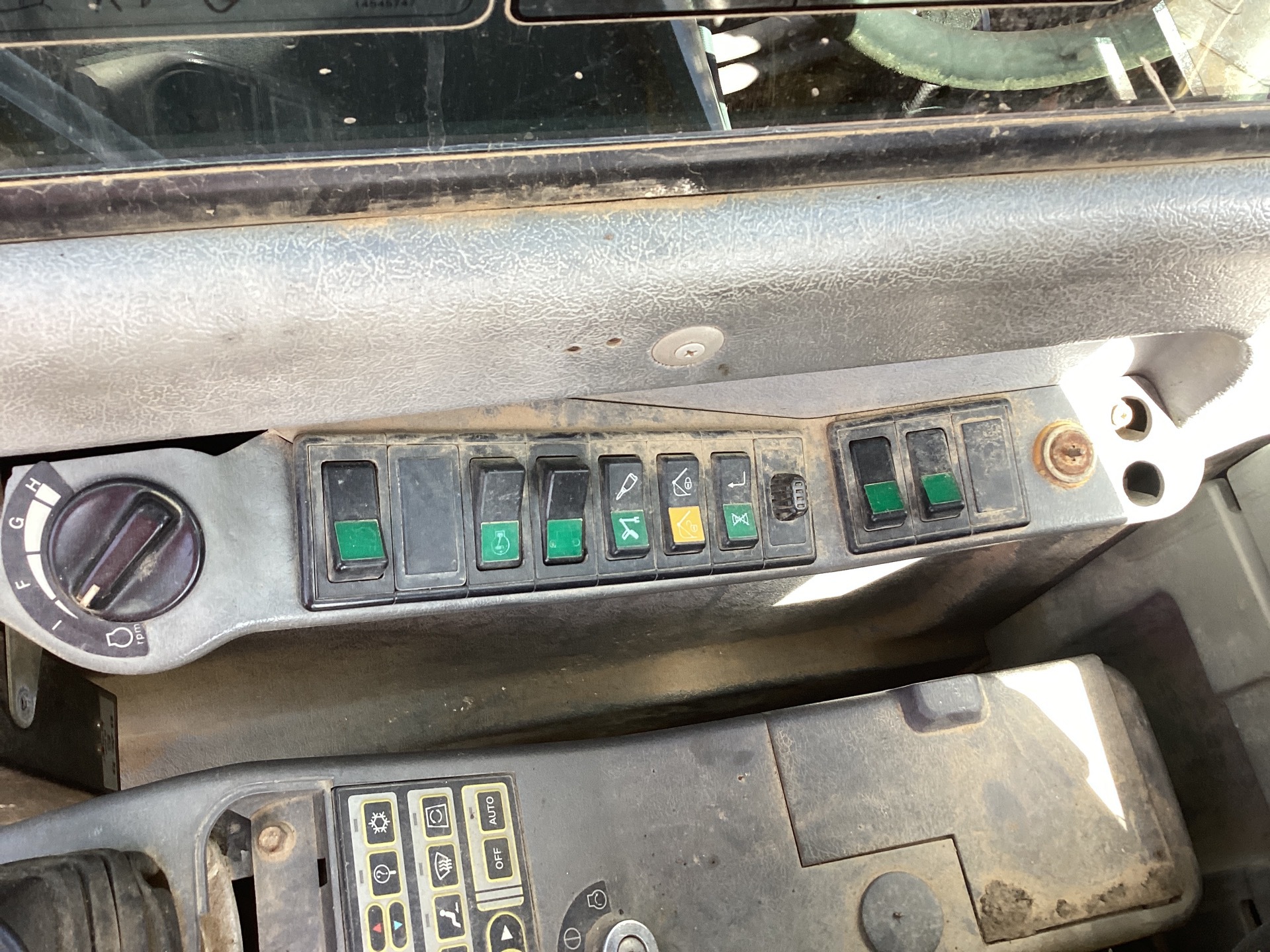 Photo - 17