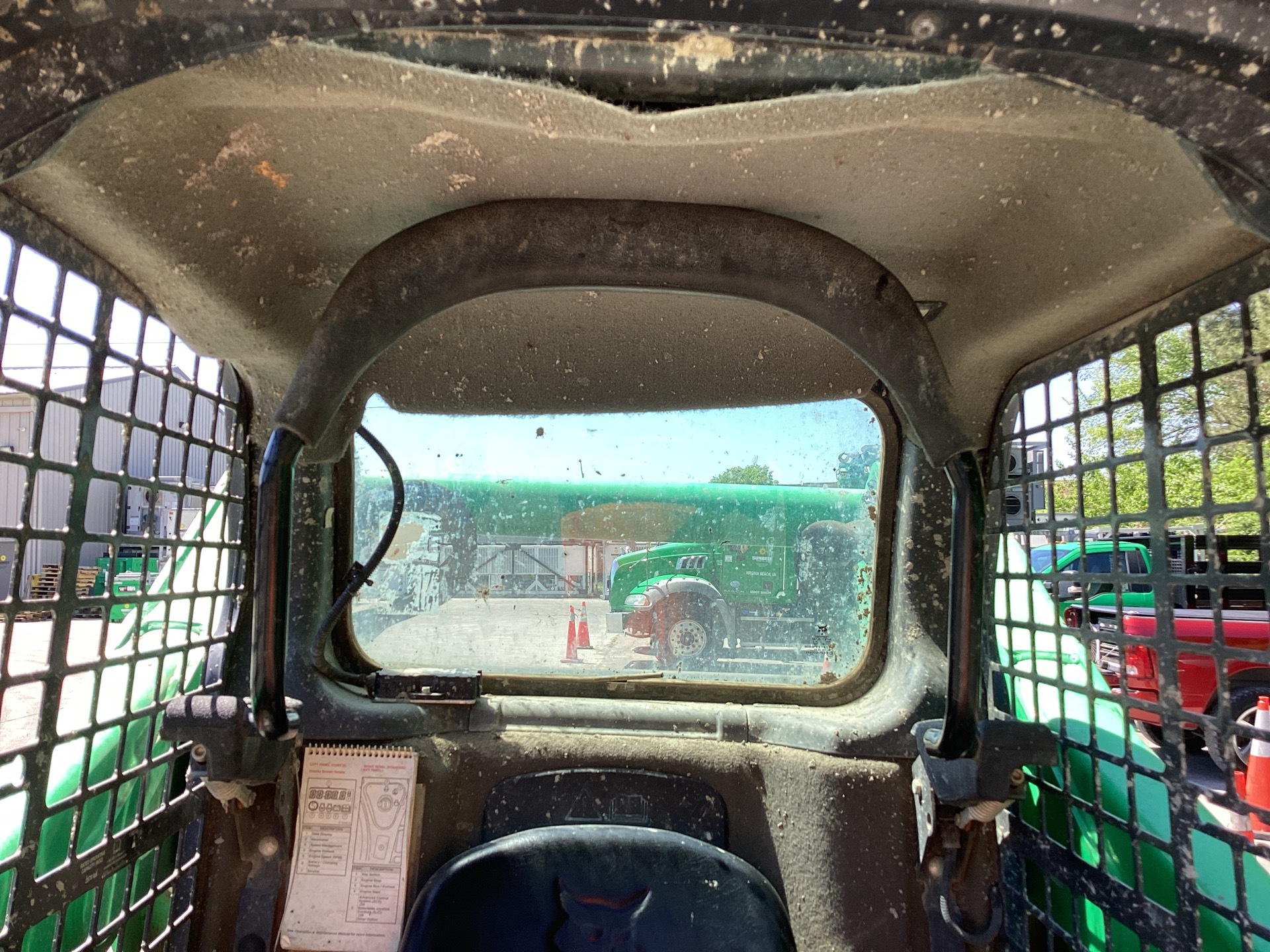 Photo - 15