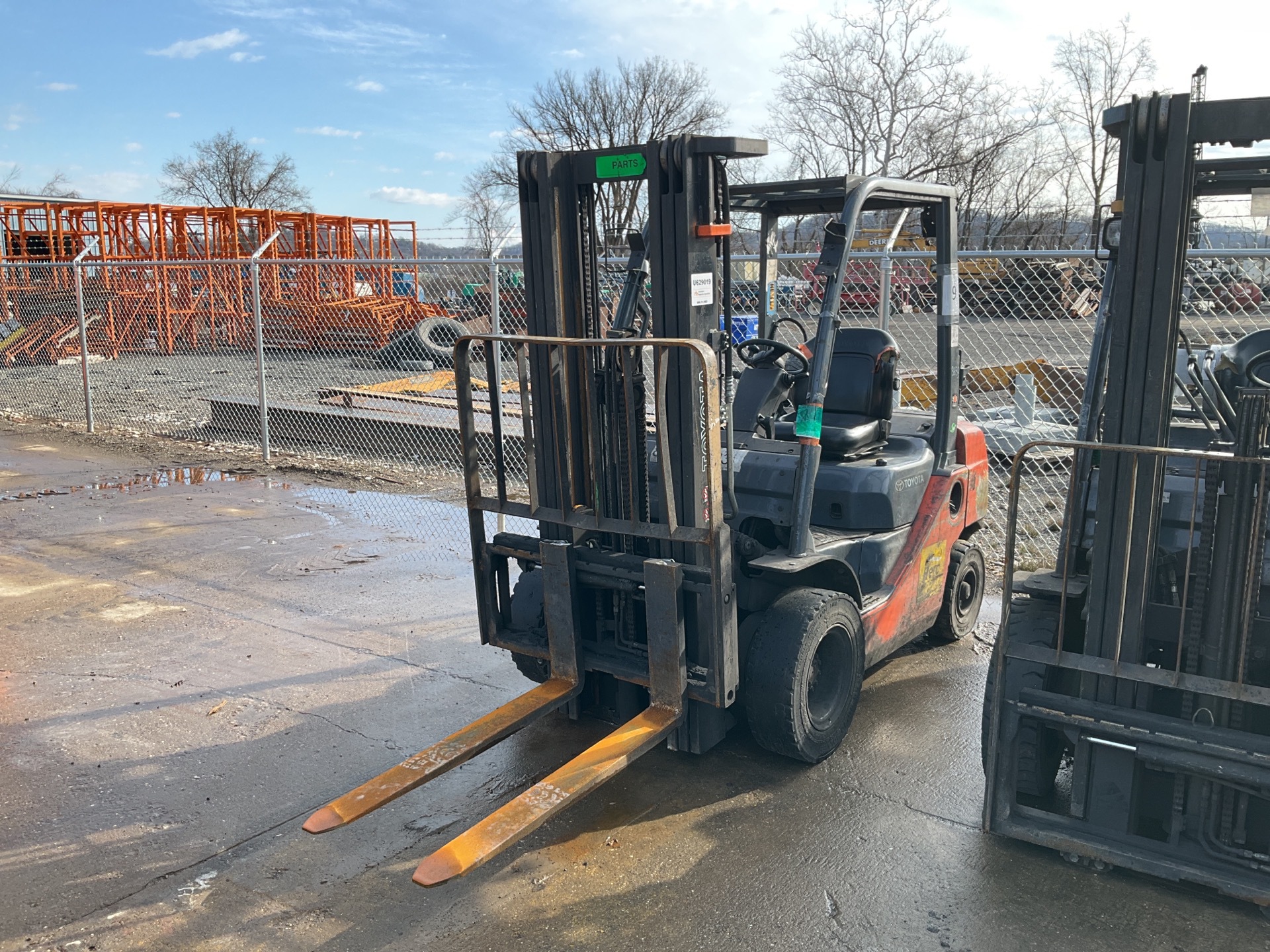 2017 Toyota 8FGU25 4500 lb Pneumatic Tire Forklift