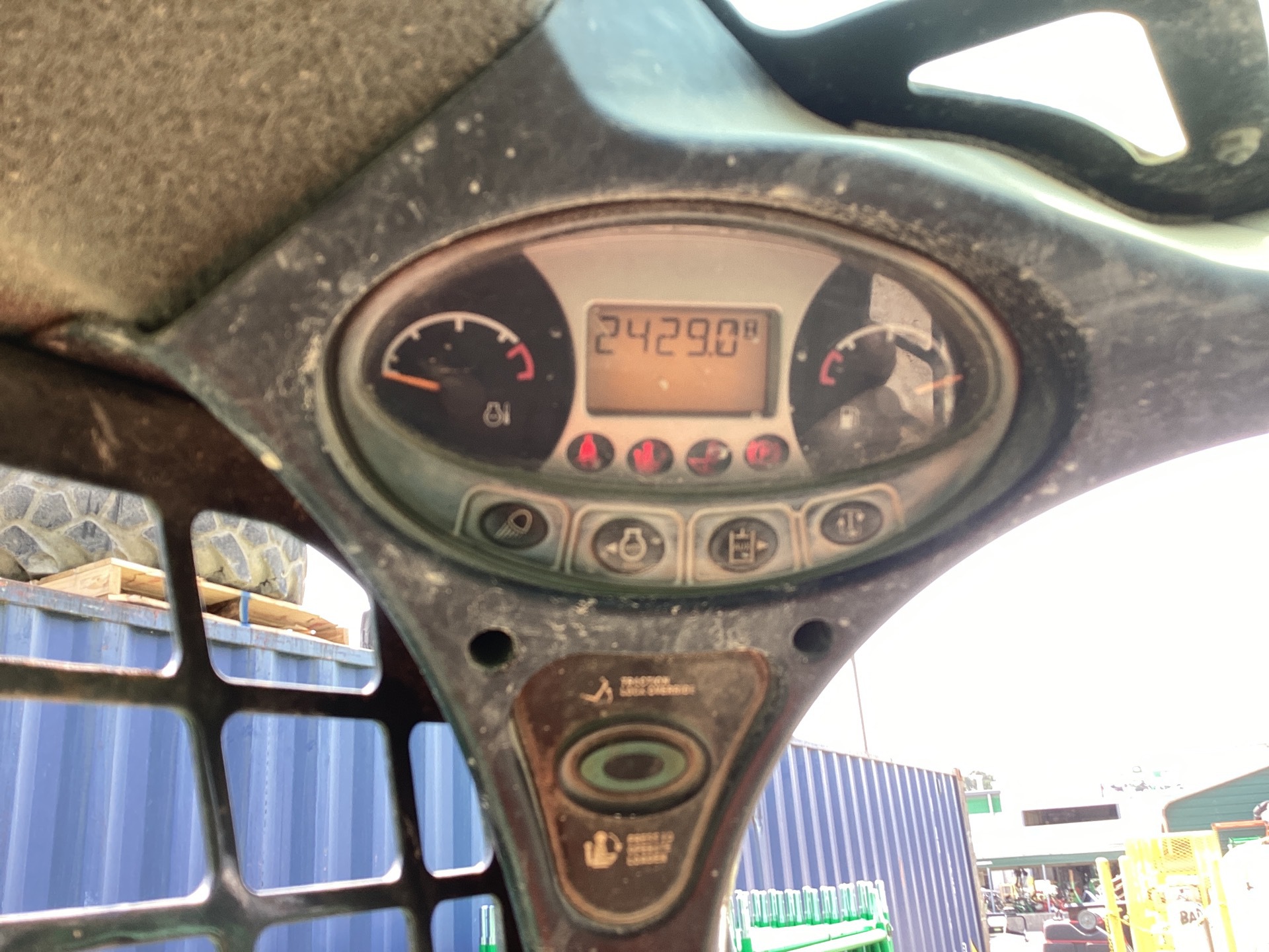 Photo - 25