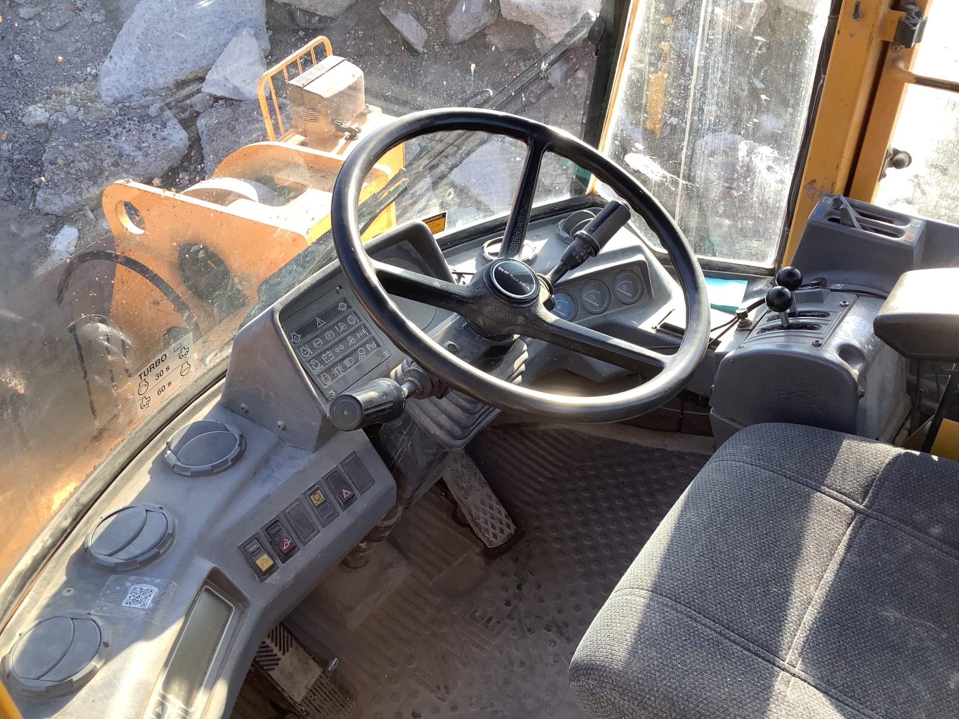 Photo - 16