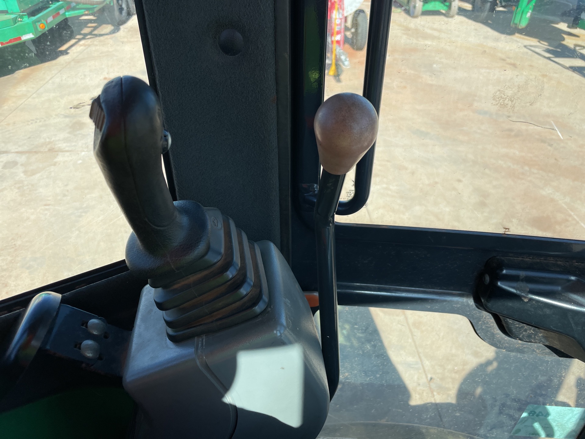 Photo - 16