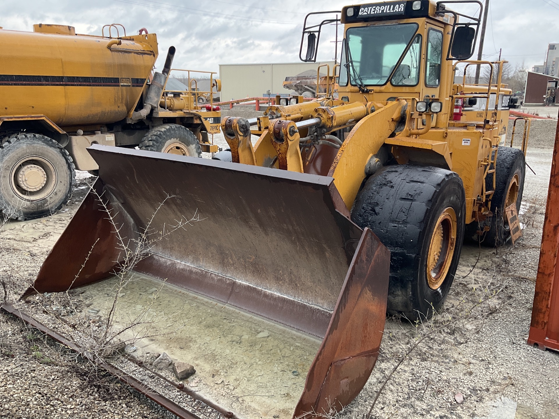 Cat 988F Wheel Loader